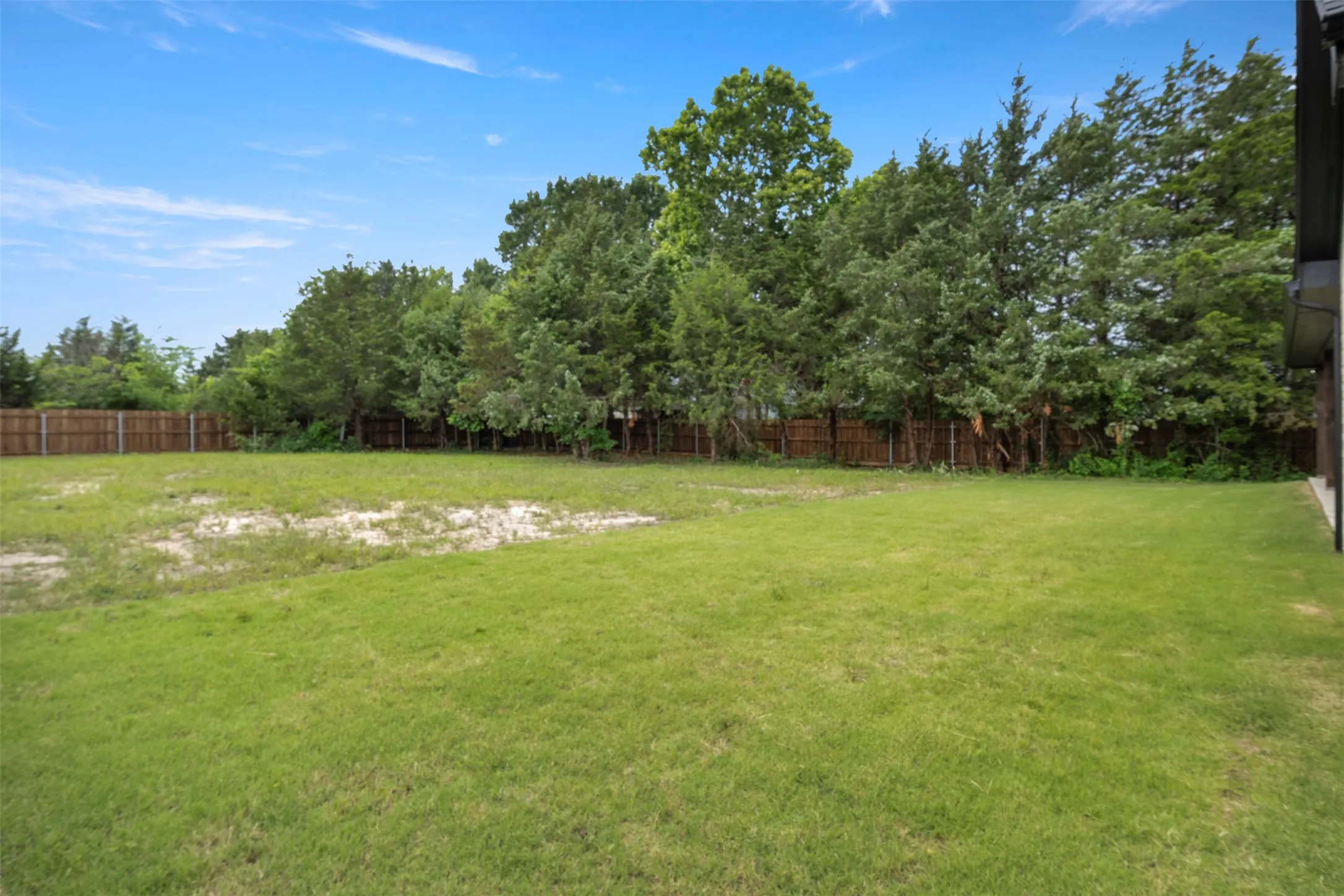 Single Family Residence For Sale in Fannin County , 905 W Cardinal Street, Ector, Texas 75439, 3 Bedroom, 2 Bathroom, 2 Garage spaces, 1,708 Sqft, built in 2026, mls#21188460, Real Estate Agent in Ector, Homes For Sale in Fannin county, Homes For Sale in Ector, Realtor in Ector Texas, Real Estate Brokerage Independent Realty Texas, Luminita Cordes Realtor
