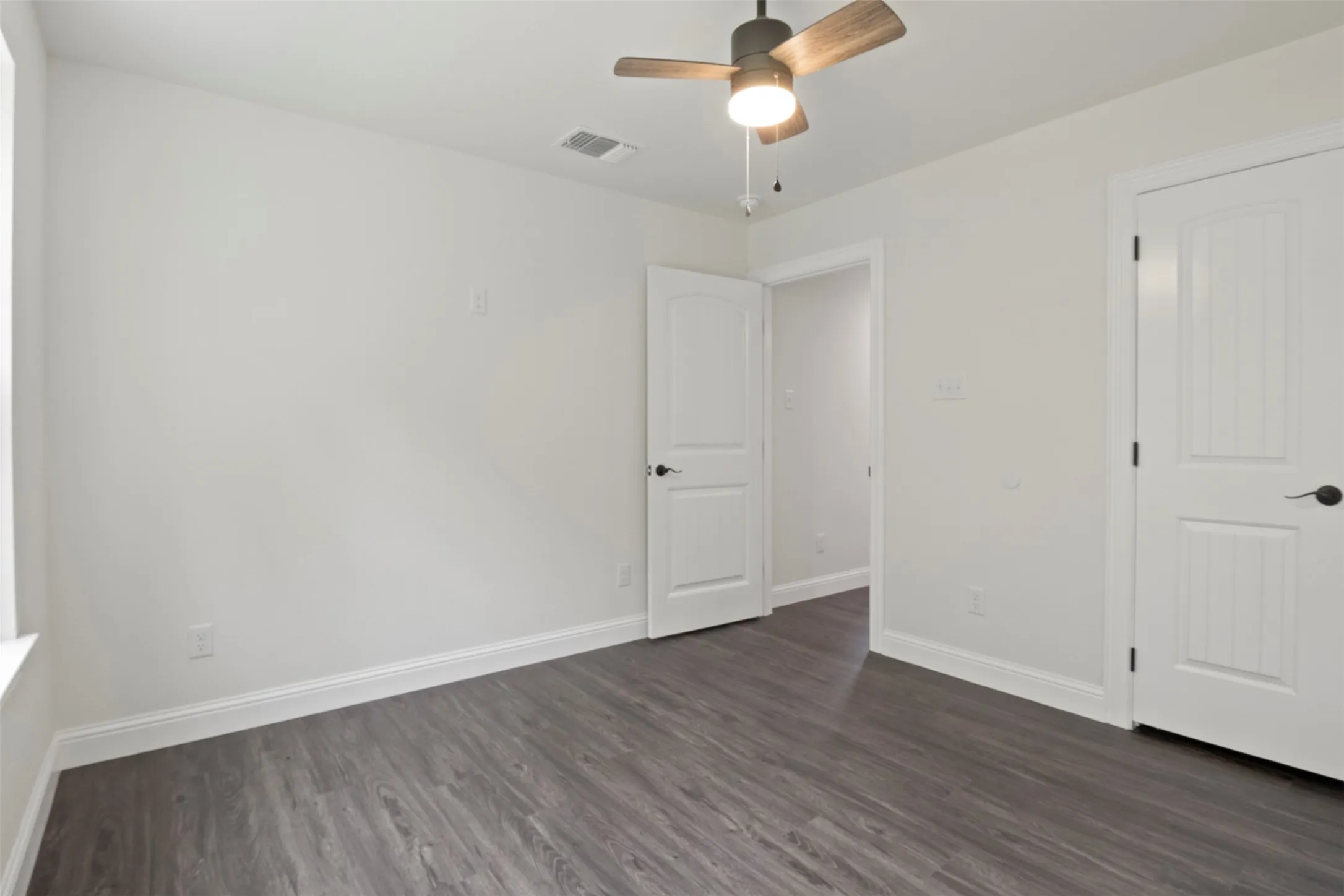 Single Family Residence For Sale in Fannin County , 905 W Cardinal Street, Ector, Texas 75439, 3 Bedroom, 2 Bathroom, 2 Garage spaces, 1,708 Sqft, built in 2026, mls#21188460, Real Estate Agent in Ector, Homes For Sale in Fannin county, Homes For Sale in Ector, Realtor in Ector Texas, Real Estate Brokerage Independent Realty Texas, Luminita Cordes Realtor