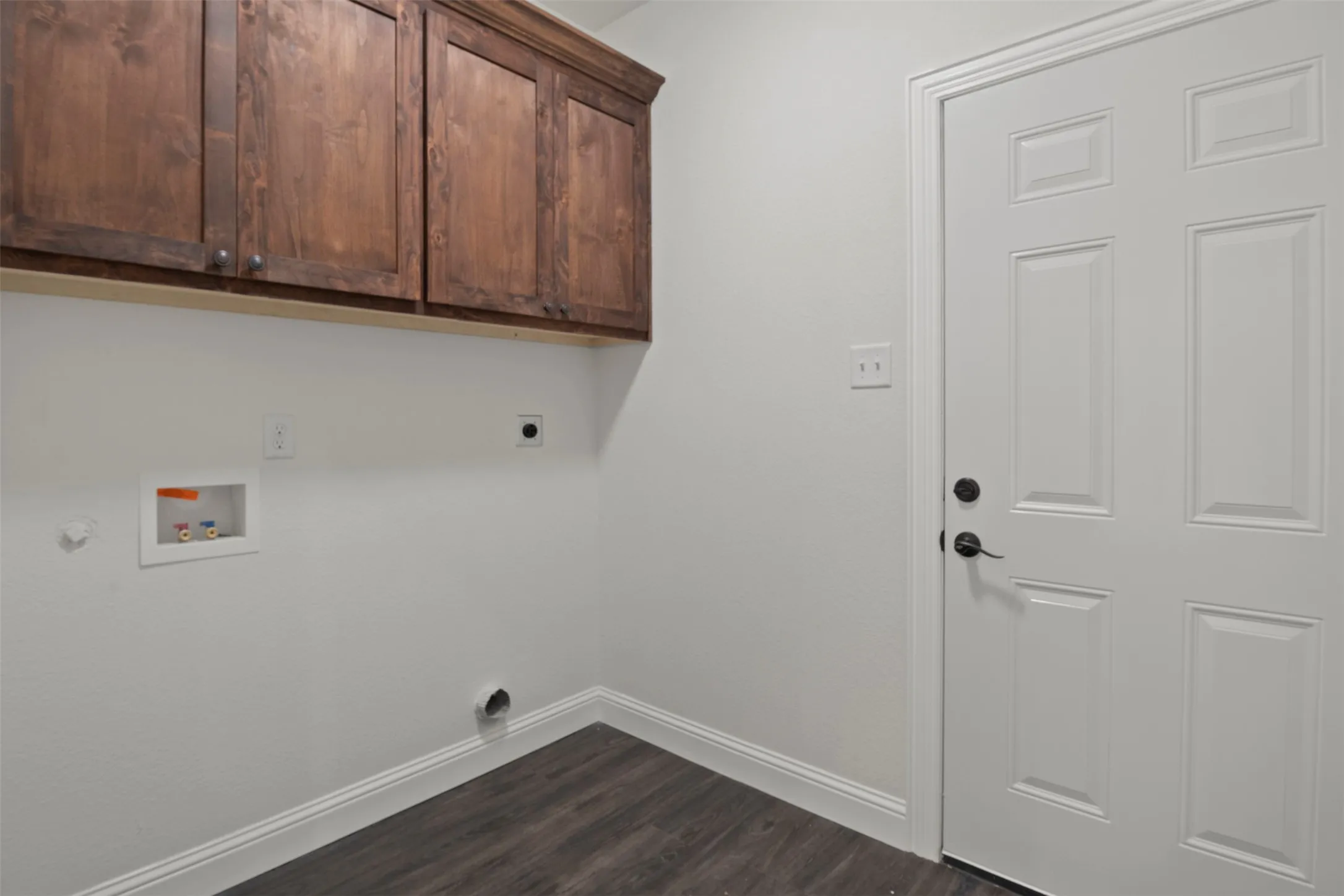 Single Family Residence For Sale in Fannin County , 905 W Cardinal Street, Ector, Texas 75439, 3 Bedroom, 2 Bathroom, 2 Garage spaces, 1,708 Sqft, built in 2026, mls#21188460, Real Estate Agent in Ector, Homes For Sale in Fannin county, Homes For Sale in Ector, Realtor in Ector Texas, Real Estate Brokerage Independent Realty Texas, Luminita Cordes Realtor