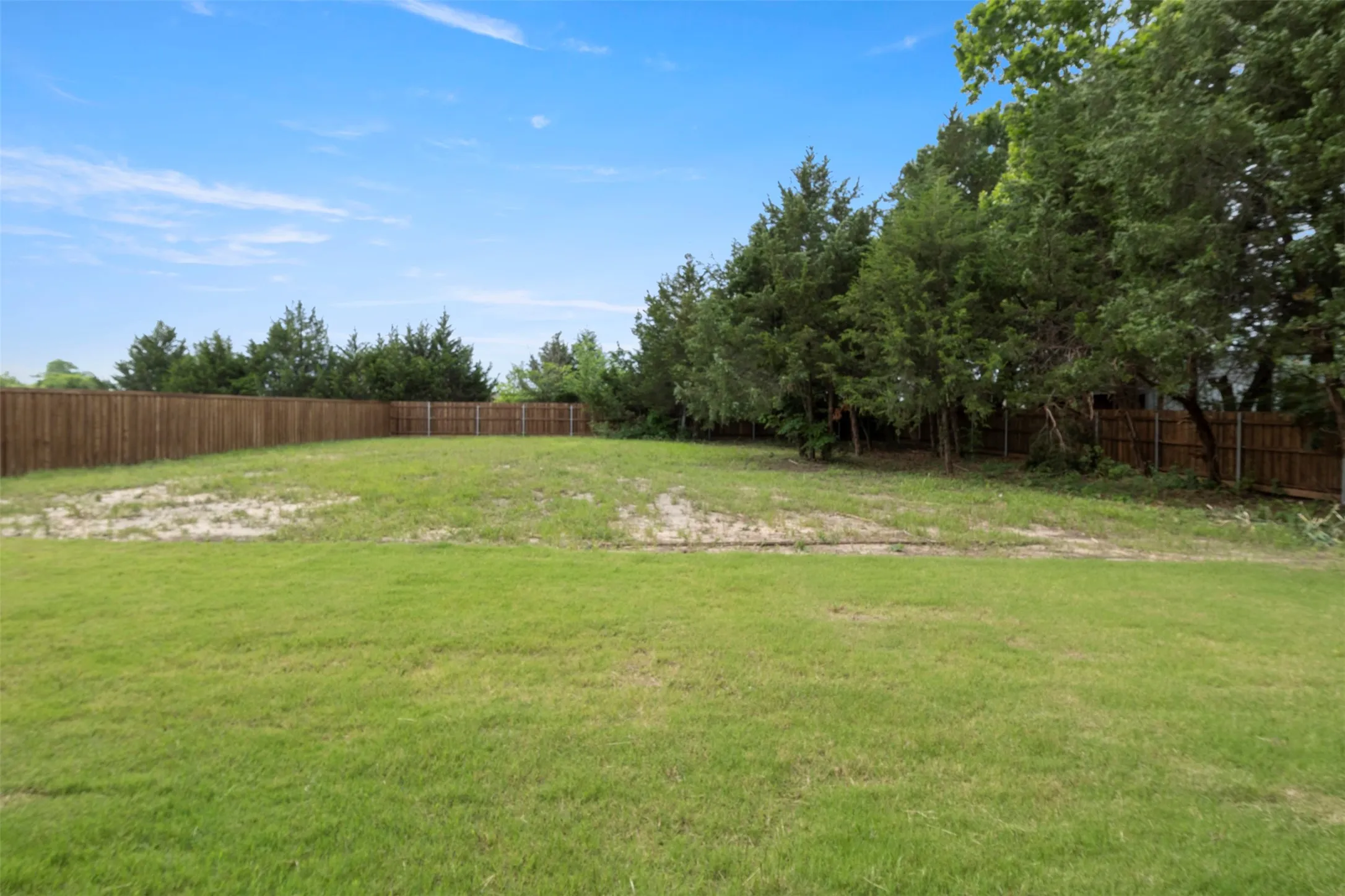 Single Family Residence For Sale in Fannin County , 905 W Cardinal Street, Ector, Texas 75439, 3 Bedroom, 2 Bathroom, 2 Garage spaces, 1,708 Sqft, built in 2026, mls#21188460, Real Estate Agent in Ector, Homes For Sale in Fannin county, Homes For Sale in Ector, Realtor in Ector Texas, Real Estate Brokerage Independent Realty Texas, Luminita Cordes Realtor
