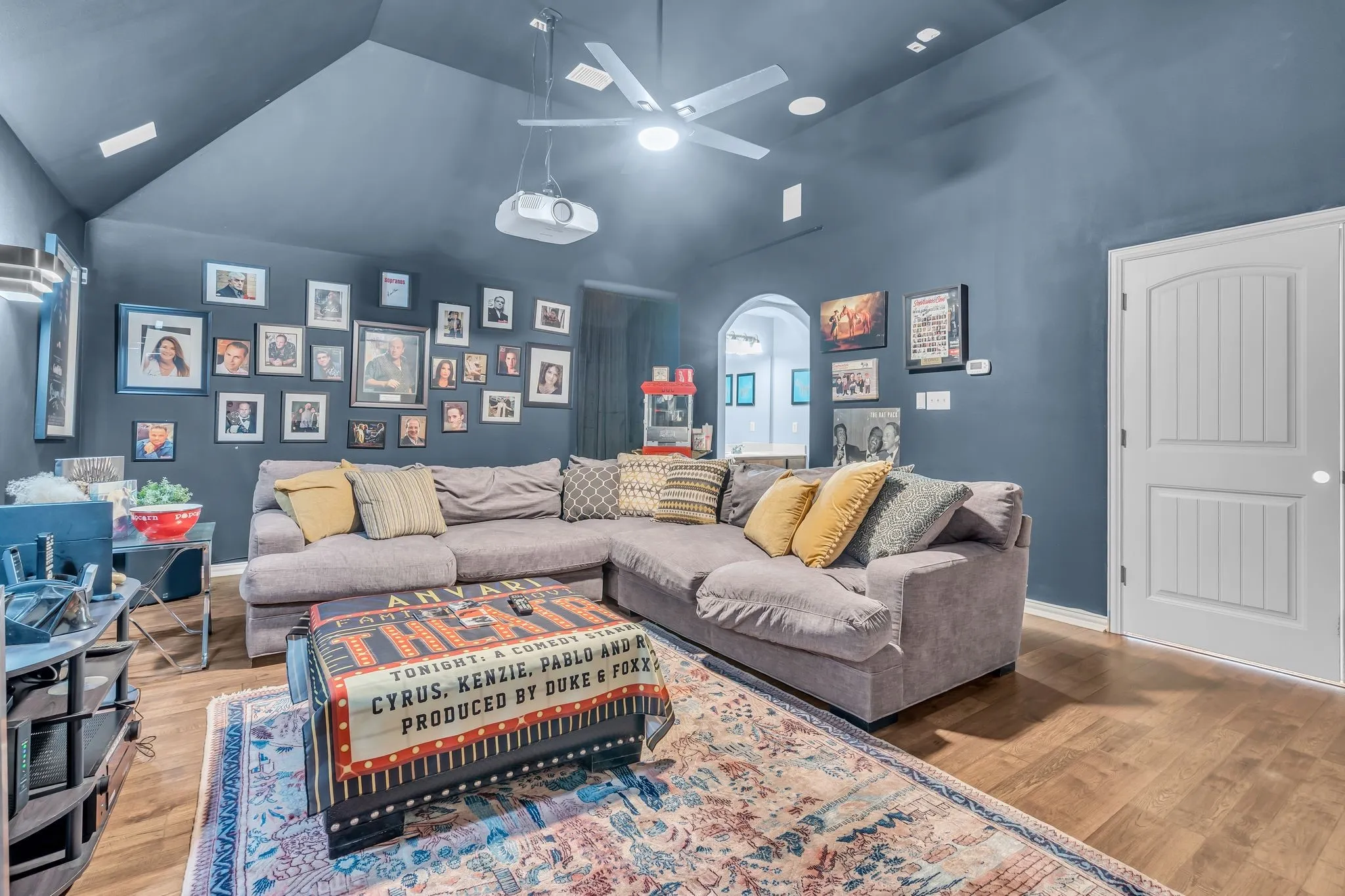 Single Family Residence For Sale in Denton County , 1244 Grant Avenue, Lantana, Texas 76226, 3 Bedroom, 4 Bathroom, 2 Garage spaces, 3,998 Sqft, built in 2007, Preowned, mls#21192418, Real Estate Agent in Lantana, Homes For Sale in Denton county, Homes For Sale in Lantana, Realtor in Lantana Texas, Real Estate Brokerage Independent Realty Texas, Luminita Cordes Realtor