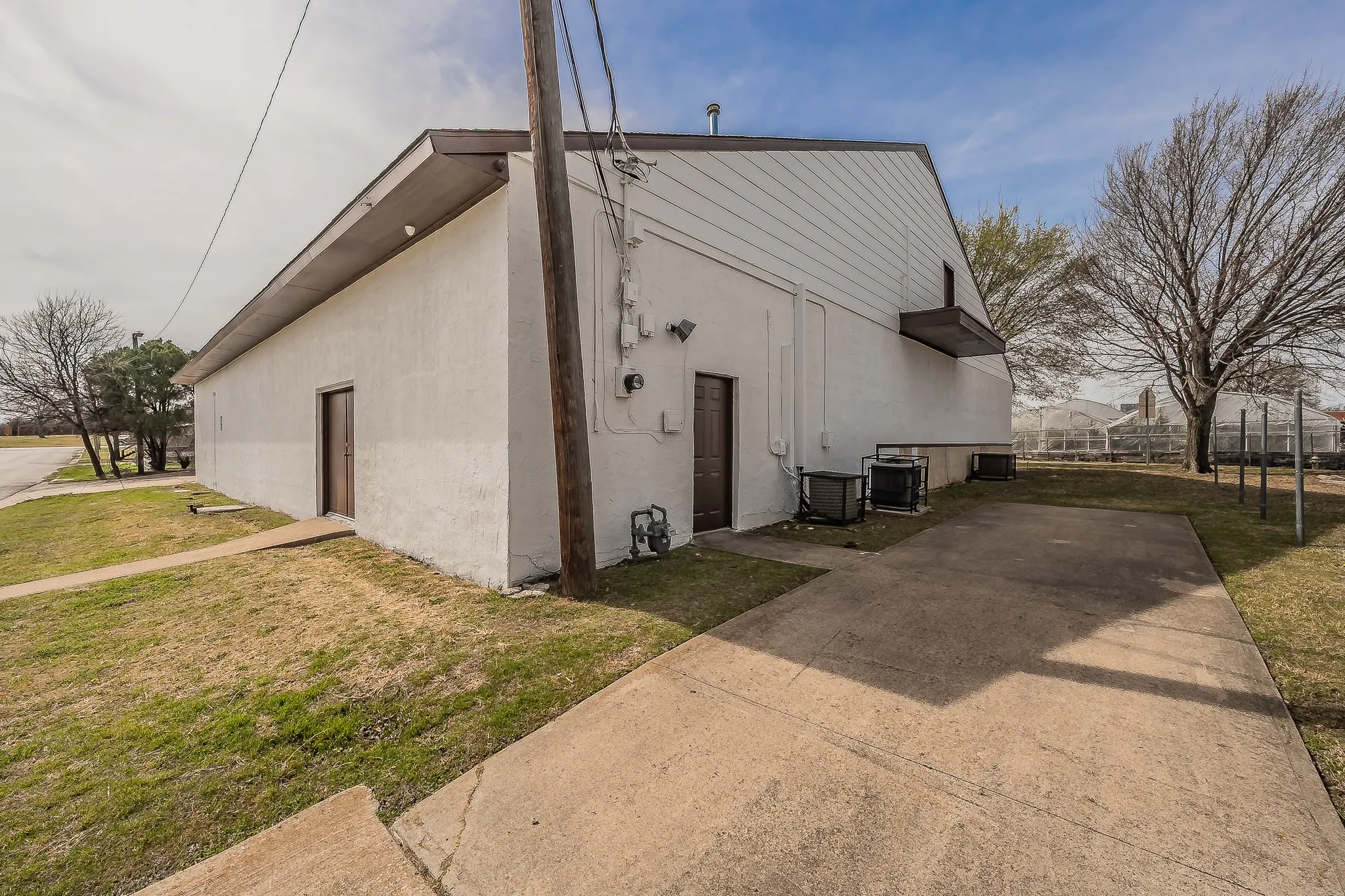 Business For Sale in Tarrant County , 5704 James Avenue, Fort Worth, Texas 76134, 0, 0, Garage spaces, 0 Sqft, built in 1965, Preowned, mls#21186555, Real Estate Agent in Fort Worth, Homes For Sale in Tarrant county, Homes For Sale in Fort Worth, Realtor in Fort Worth Texas, Real Estate Brokerage Independent Realty Texas, Luminita Cordes Realtor