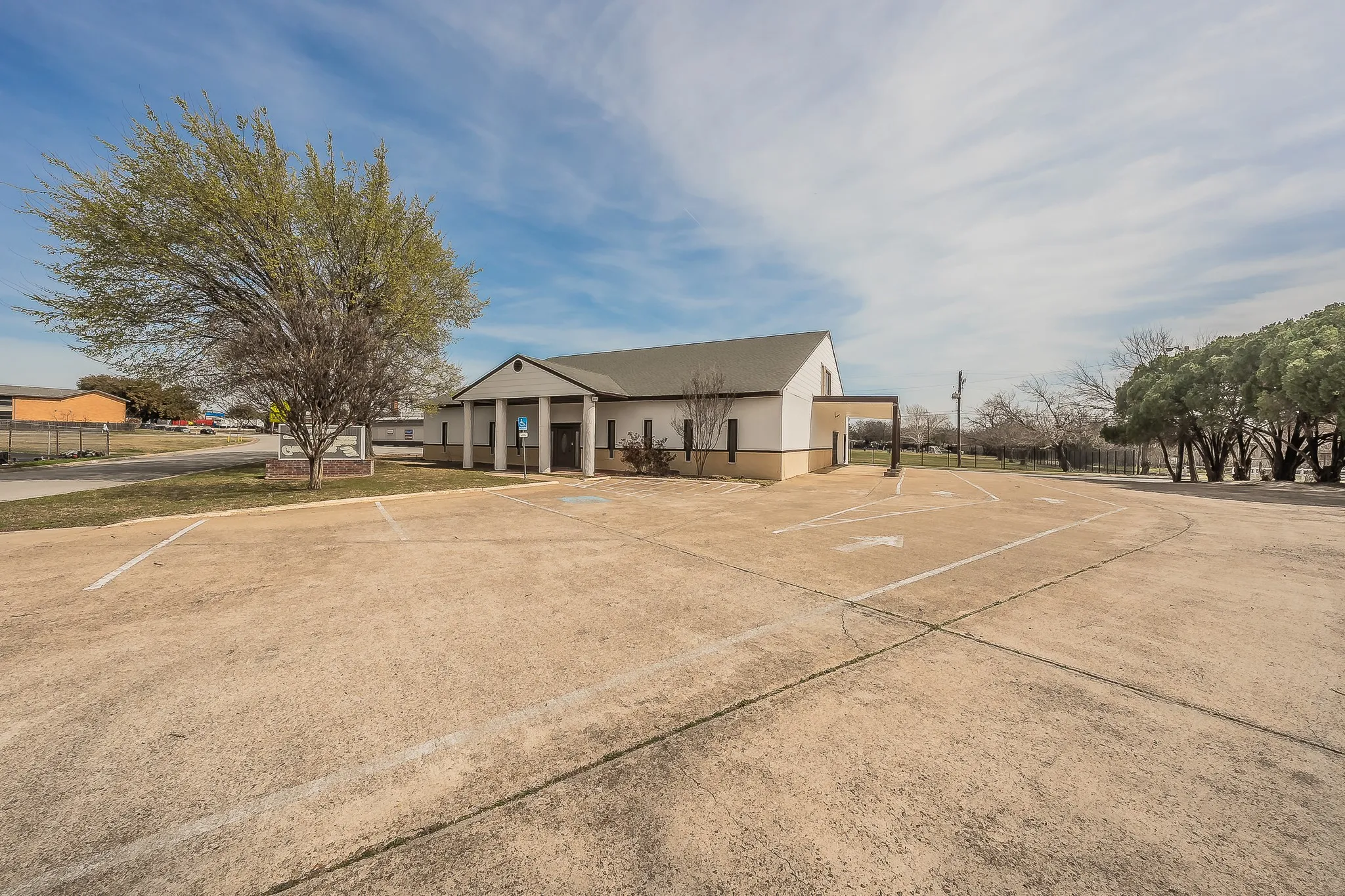 Business For Sale in Tarrant County , 5704 James Avenue, Fort Worth, Texas 76134, 0, 0, Garage spaces, 0 Sqft, built in 1965, Preowned, mls#21186555, Real Estate Agent in Fort Worth, Homes For Sale in Tarrant county, Homes For Sale in Fort Worth, Realtor in Fort Worth Texas, Real Estate Brokerage Independent Realty Texas, Luminita Cordes Realtor