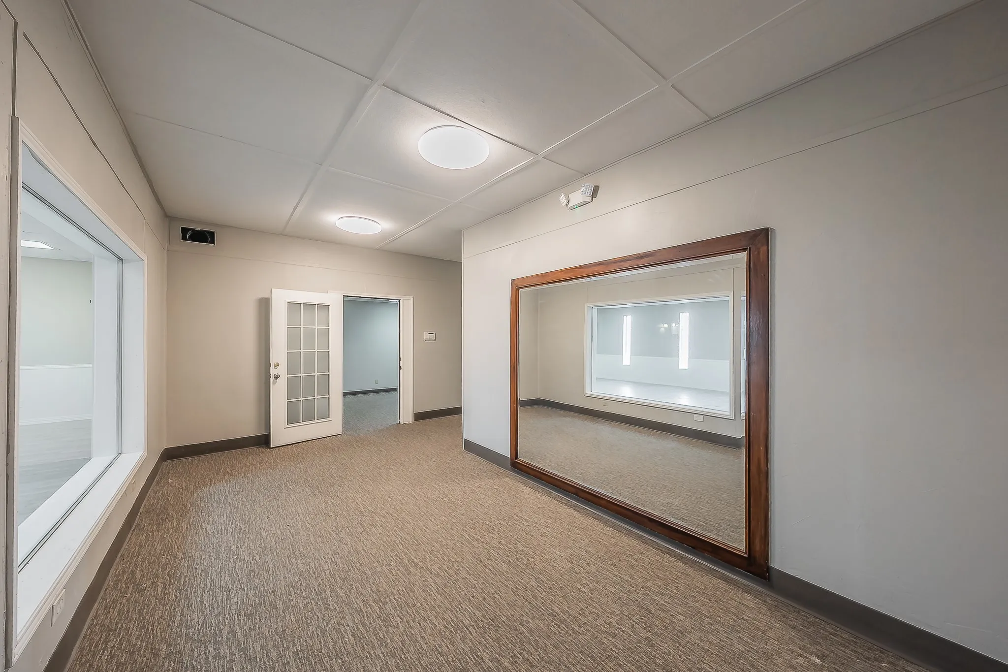 Business For Sale in Tarrant County , 5704 James Avenue, Fort Worth, Texas 76134, 0, 0, Garage spaces, 0 Sqft, built in 1965, Preowned, mls#21186555, Real Estate Agent in Fort Worth, Homes For Sale in Tarrant county, Homes For Sale in Fort Worth, Realtor in Fort Worth Texas, Real Estate Brokerage Independent Realty Texas, Luminita Cordes Realtor