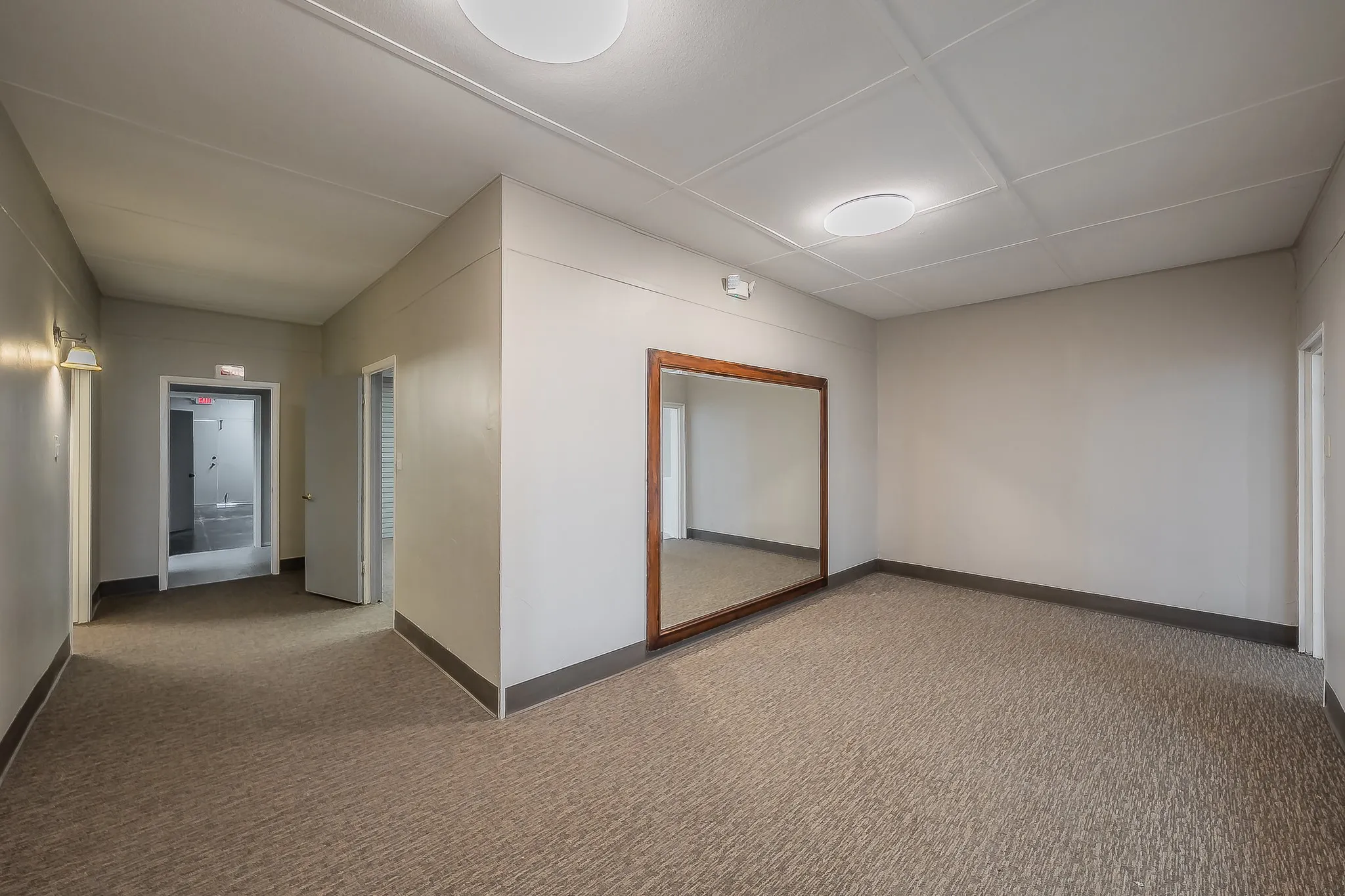 Business For Sale in Tarrant County , 5704 James Avenue, Fort Worth, Texas 76134, 0, 0, Garage spaces, 0 Sqft, built in 1965, Preowned, mls#21186555, Real Estate Agent in Fort Worth, Homes For Sale in Tarrant county, Homes For Sale in Fort Worth, Realtor in Fort Worth Texas, Real Estate Brokerage Independent Realty Texas, Luminita Cordes Realtor