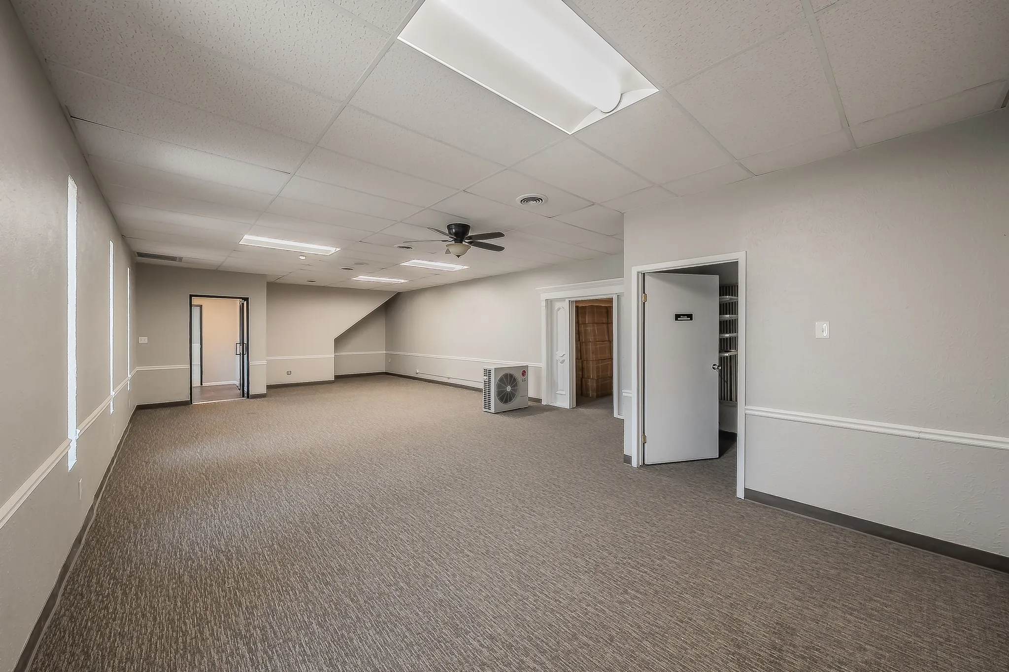 Business For Sale in Tarrant County , 5704 James Avenue, Fort Worth, Texas 76134, 0, 0, Garage spaces, 0 Sqft, built in 1965, Preowned, mls#21186555, Real Estate Agent in Fort Worth, Homes For Sale in Tarrant county, Homes For Sale in Fort Worth, Realtor in Fort Worth Texas, Real Estate Brokerage Independent Realty Texas, Luminita Cordes Realtor