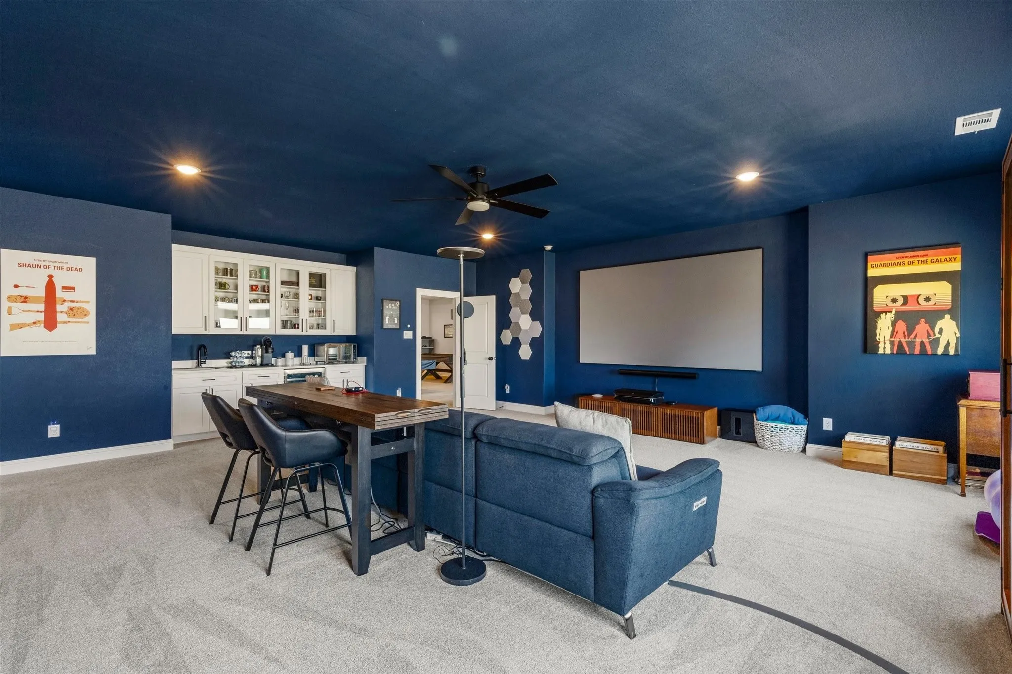 Single Family Residence For Sale in Collin County , 711 Lexington Lane, Nevada, Texas 75173, 5 Bedroom, 5 Bathroom, 4 Garage spaces, 5,789 Sqft, built in 2022, Preowned, mls#21193095, Real Estate Agent in Nevada, Homes For Sale in Collin county, Homes For Sale in Nevada, Realtor in Nevada Texas, Real Estate Brokerage Independent Realty Texas, Luminita Cordes Realtor