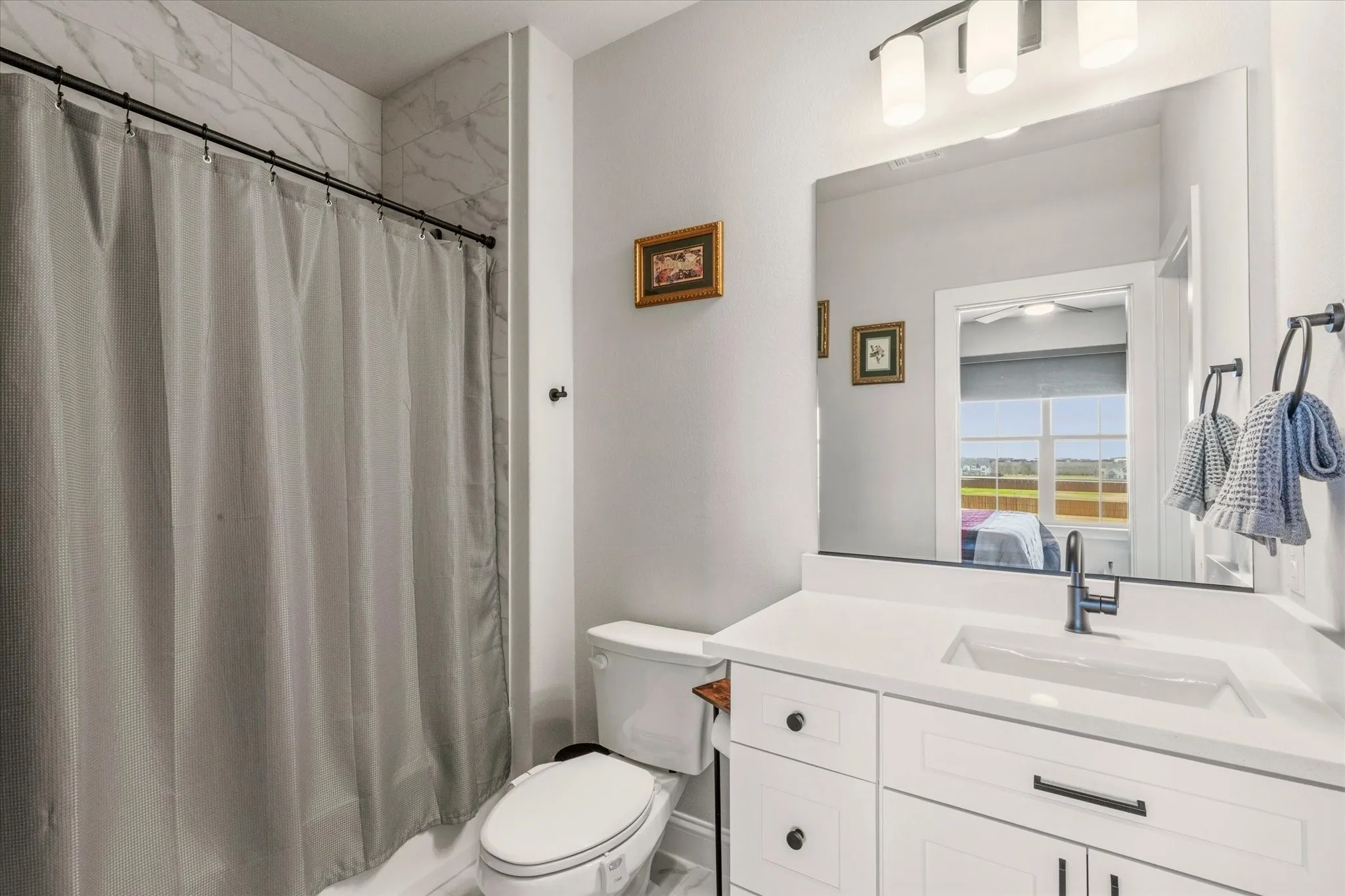 Single Family Residence For Sale in Collin County , 711 Lexington Lane, Nevada, Texas 75173, 5 Bedroom, 5 Bathroom, 4 Garage spaces, 5,789 Sqft, built in 2022, Preowned, mls#21193095, Real Estate Agent in Nevada, Homes For Sale in Collin county, Homes For Sale in Nevada, Realtor in Nevada Texas, Real Estate Brokerage Independent Realty Texas, Luminita Cordes Realtor