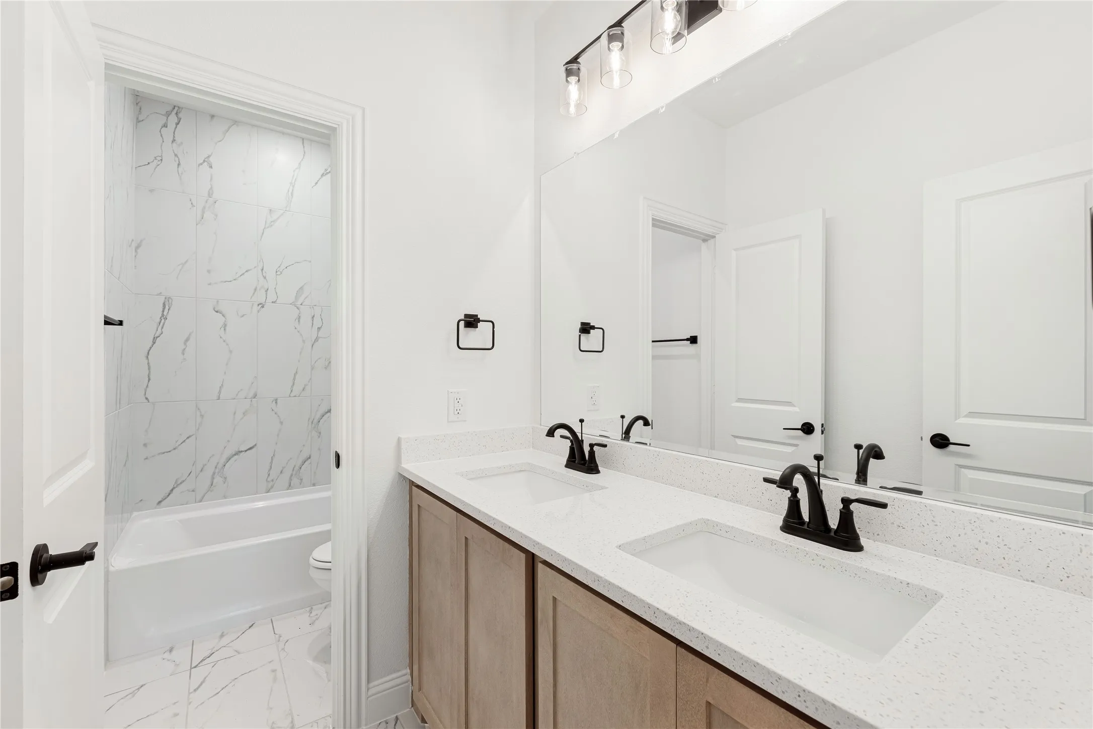 Single Family Residence For Sale in Denton County , 4005 Miscellany Lane, Celina, Texas 75078, 5 Bedroom, 4 Bathroom, 2 Garage spaces, 3,435 Sqft, built in 2026, New Construction - Incomplete, mls#21192707, Real Estate Agent in Celina, Homes For Sale in Denton county, Homes For Sale in Celina, Realtor in Celina Texas, Real Estate Brokerage Independent Realty Texas, Luminita Cordes Realtor
