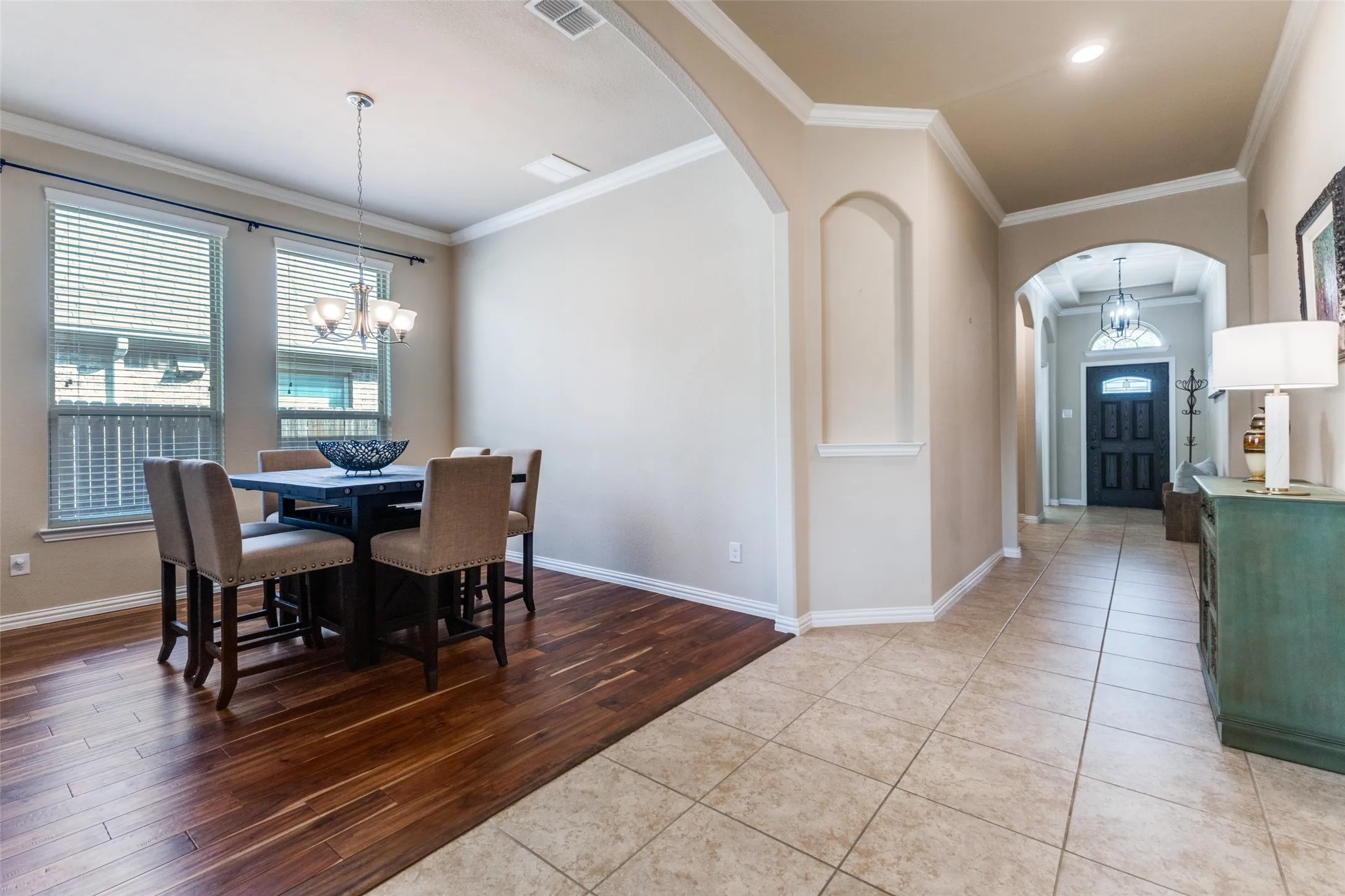 Single Family Residence For Sale in Collin County , 12312 Hitch Rack Way, Mc Kinney, Texas 75071, 3 Bedroom, 3 Bathroom, 2 Garage spaces, 2,111 Sqft, built in 2016, Preowned, mls#21188444, Real Estate Agent in Mc Kinney, Homes For Sale in Collin county, Homes For Sale in Mc Kinney, Realtor in Mc Kinney Texas, Real Estate Brokerage Independent Realty Texas, Luminita Cordes Realtor
