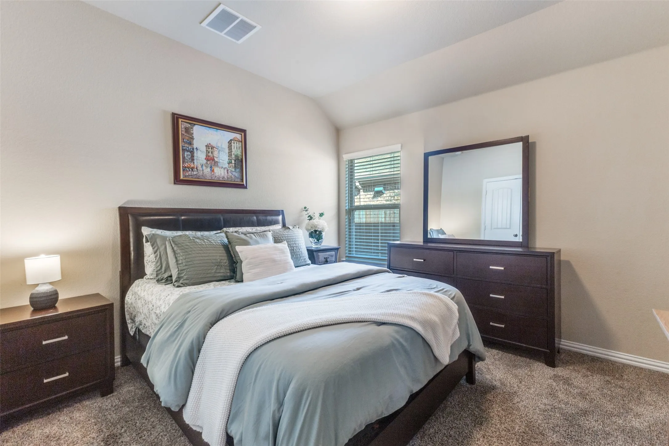 Single Family Residence For Sale in Collin County , 12312 Hitch Rack Way, Mc Kinney, Texas 75071, 3 Bedroom, 3 Bathroom, 2 Garage spaces, 2,111 Sqft, built in 2016, Preowned, mls#21188444, Real Estate Agent in Mc Kinney, Homes For Sale in Collin county, Homes For Sale in Mc Kinney, Realtor in Mc Kinney Texas, Real Estate Brokerage Independent Realty Texas, Luminita Cordes Realtor