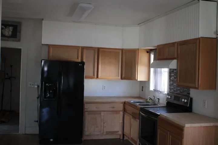 Single Family Residence For Sale in Jones County , 315 South 4th, Hawley, Texas 79525, 3 Bedroom, 1 Bathroom, Garage spaces, 1,278 Sqft, built in 1940, mls#21193116, Real Estate Agent in Hawley, Homes For Sale in Jones county, Homes For Sale in Hawley, Realtor in Hawley Texas, Real Estate Brokerage Independent Realty Texas, Luminita Cordes Realtor