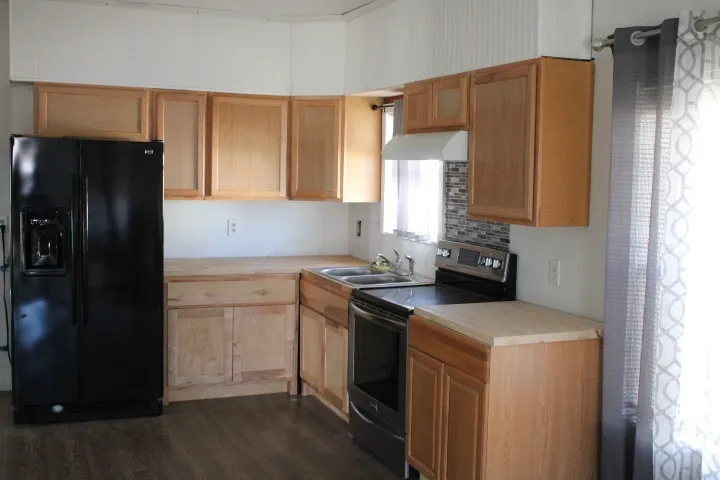Single Family Residence For Sale in Jones County , 315 South 4th, Hawley, Texas 79525, 3 Bedroom, 1 Bathroom, Garage spaces, 1,278 Sqft, built in 1940, mls#21193116, Real Estate Agent in Hawley, Homes For Sale in Jones county, Homes For Sale in Hawley, Realtor in Hawley Texas, Real Estate Brokerage Independent Realty Texas, Luminita Cordes Realtor