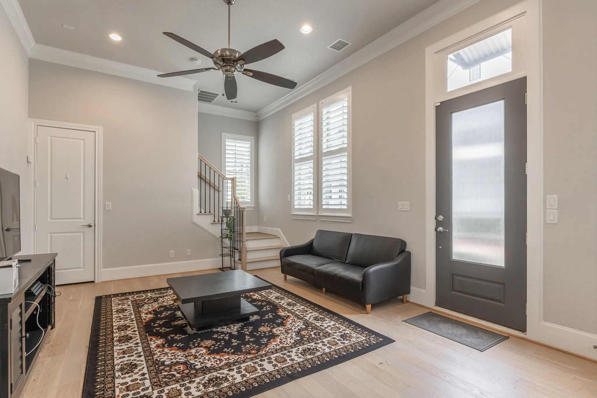 Single Family Residence For Sale in Collin County , 1701 Millsap Lane, Plano, Texas 75074, 3 Bedroom, 3 Bathroom, 2 Garage spaces, 1,987 Sqft, built in 2018, Preowned, mls#21192547, Real Estate Agent in Plano, Homes For Sale in Collin county, Homes For Sale in Plano, Realtor in Plano Texas, Real Estate Brokerage Independent Realty Texas, Luminita Cordes Realtor