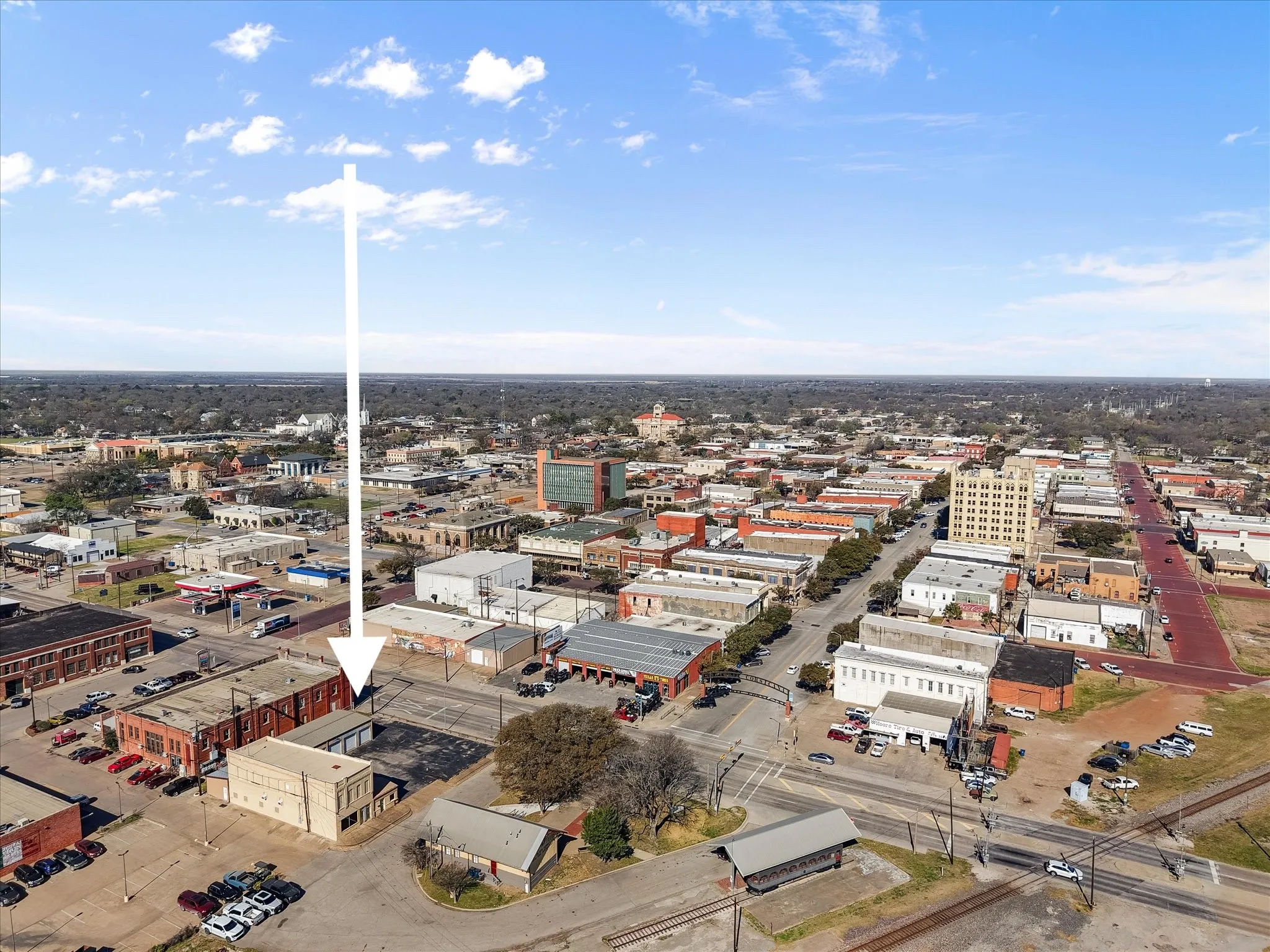 Office For Sale in Navarro County , 308 S Beaton Street, Corsicana, Texas 75110, 0, 0, Garage spaces, 0 Sqft, built in 1900, Preowned, mls#21192769, Real Estate Agent in Corsicana, Homes For Sale in Navarro county, Homes For Sale in Corsicana, Realtor in Corsicana Texas, Real Estate Brokerage Independent Realty Texas, Luminita Cordes Realtor