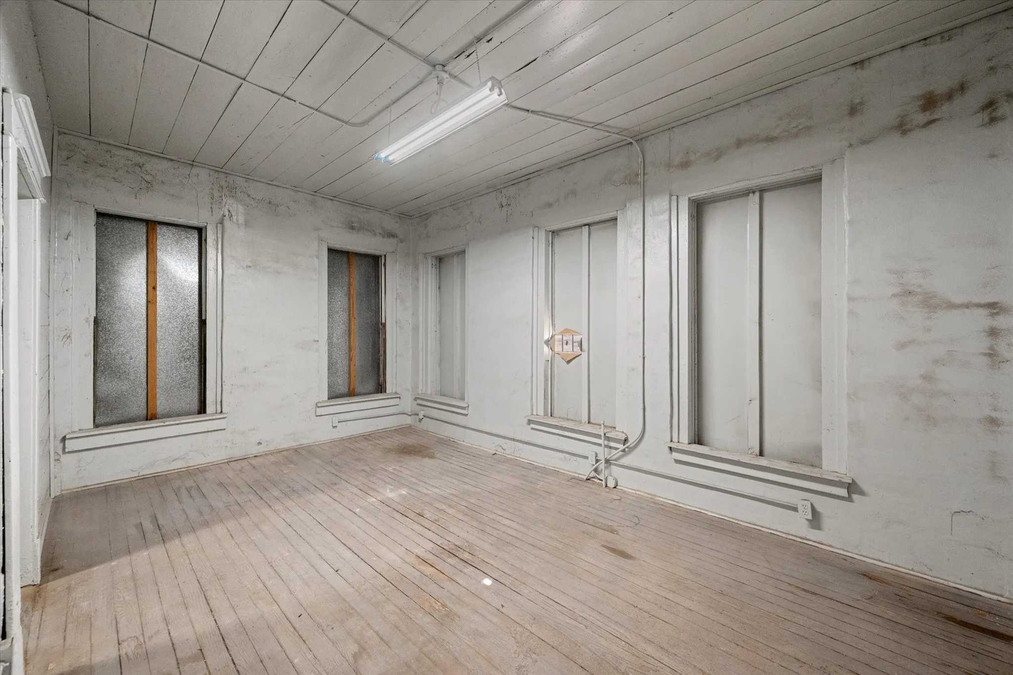Office For Sale in Navarro County , 308 S Beaton Street, Corsicana, Texas 75110, 0, 0, Garage spaces, 0 Sqft, built in 1900, Preowned, mls#21192769, Real Estate Agent in Corsicana, Homes For Sale in Navarro county, Homes For Sale in Corsicana, Realtor in Corsicana Texas, Real Estate Brokerage Independent Realty Texas, Luminita Cordes Realtor
