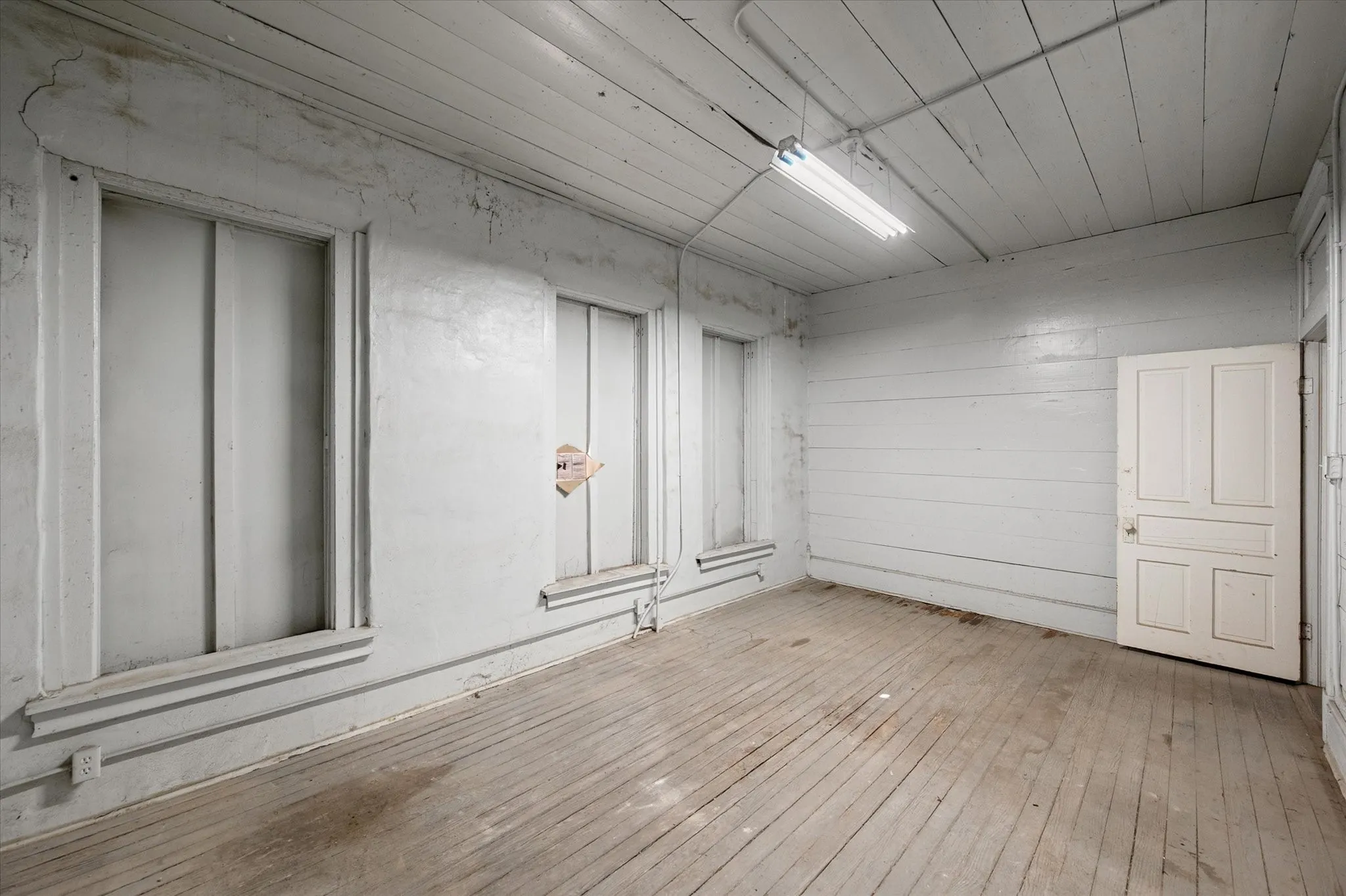 Office For Sale in Navarro County , 308 S Beaton Street, Corsicana, Texas 75110, 0, 0, Garage spaces, 0 Sqft, built in 1900, Preowned, mls#21192769, Real Estate Agent in Corsicana, Homes For Sale in Navarro county, Homes For Sale in Corsicana, Realtor in Corsicana Texas, Real Estate Brokerage Independent Realty Texas, Luminita Cordes Realtor
