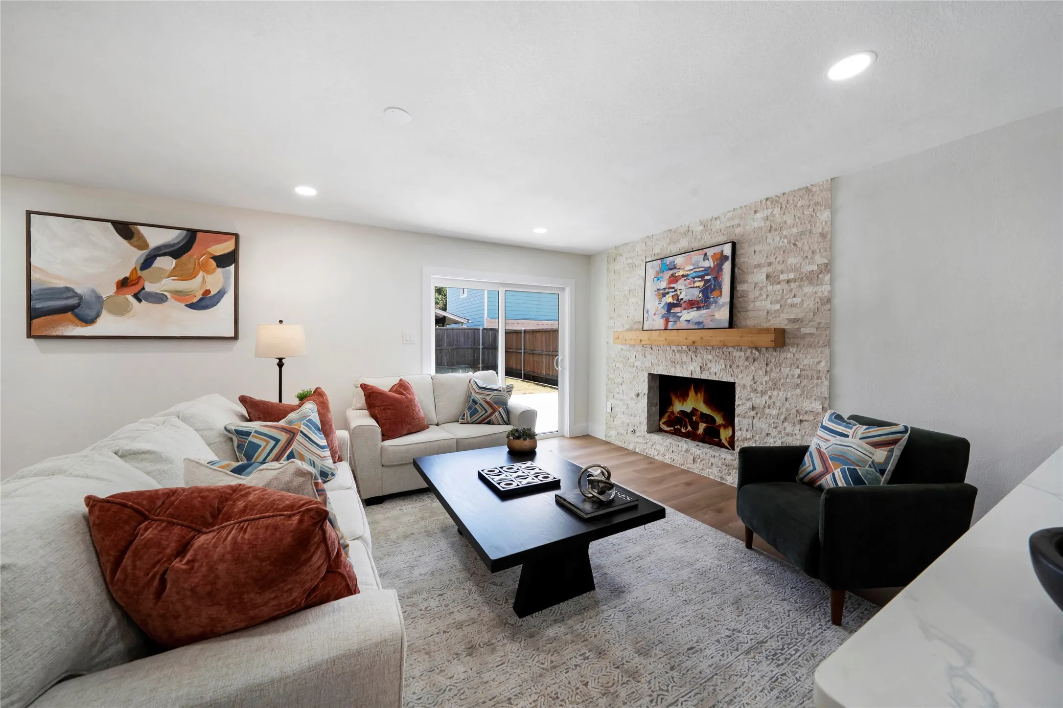 Single Family Residence For Sale in Dallas County , 10416 Church Road, Dallas, Texas 75238, 3 Bedroom, 2 Bathroom, 2 Garage spaces, 1,833 Sqft, built in 1965, Preowned, mls#21193156, Real Estate Agent in Dallas, Homes For Sale in Dallas county, Homes For Sale in Dallas, Realtor in Dallas Texas, Real Estate Brokerage Independent Realty Texas, Luminita Cordes Realtor