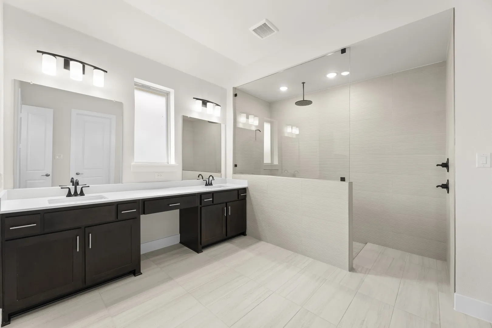 15. 4124 Seminole - Bath