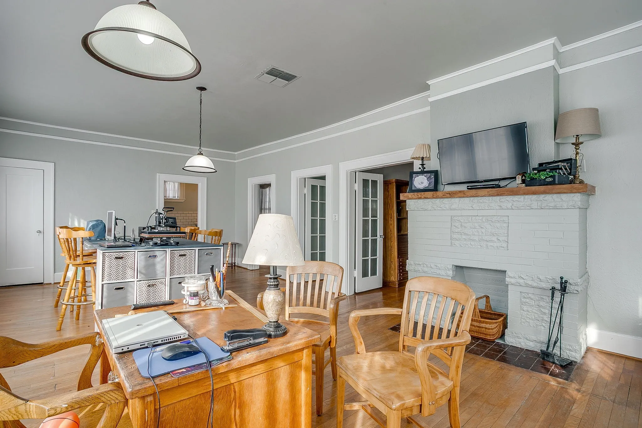 Single Family Residence For Sale in Palo Pinto County , 503 NW 4th Avenue, Mineral Wells, Texas 76067, 4 Bedroom, 4 Bathroom, Garage spaces, 4,056 Sqft, built in 1930, Preowned, Price $699,900, mls#21192976, Real Estate Agent in Mineral Wells, Homes For Sale in Palo Pinto county, Homes For Sale in Mineral Wells, Realtor in Mineral Wells Texas, Real Estate Brokerage Independent Realty Texas, Luminita Cordes Realtor