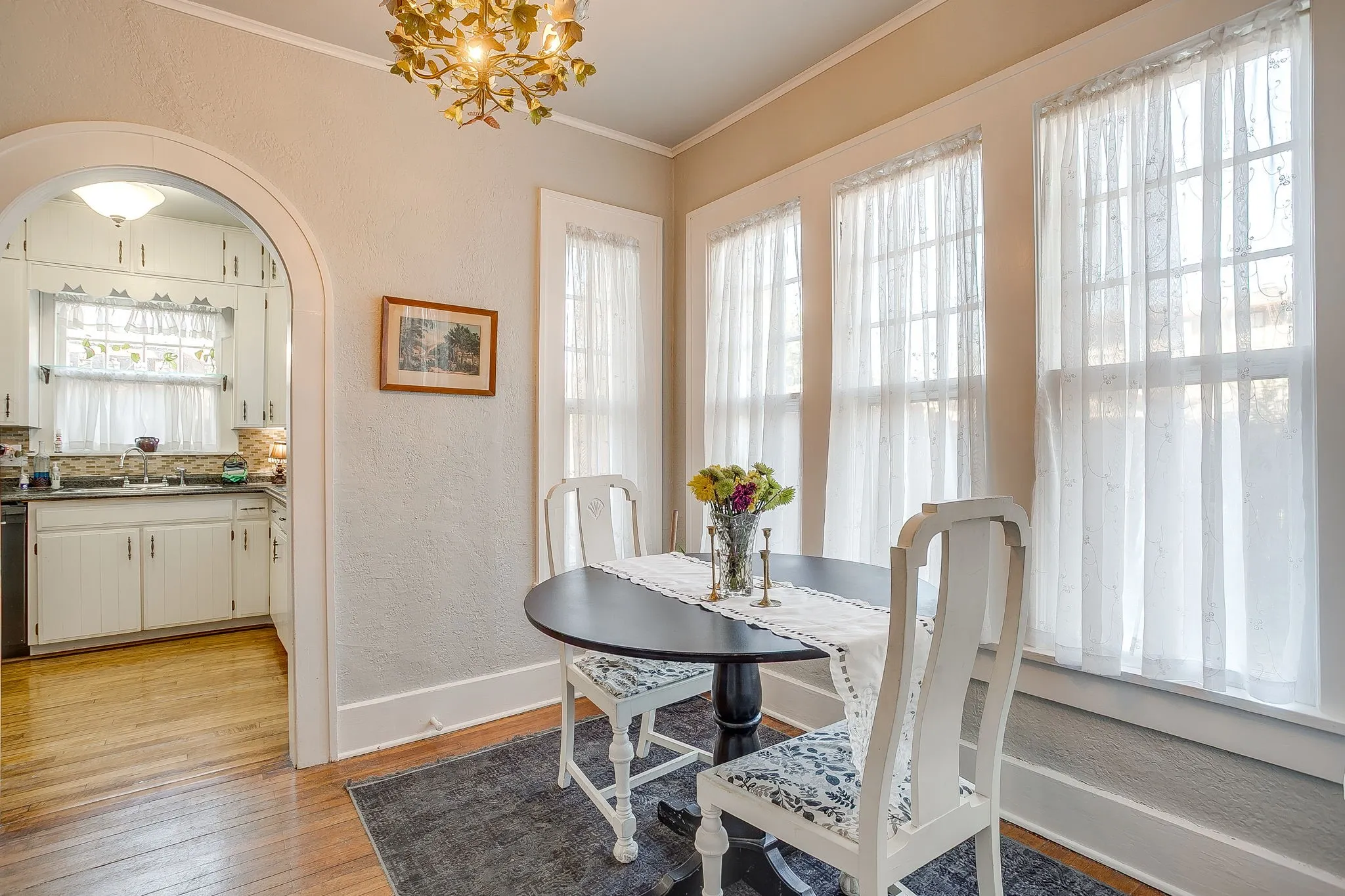 Single Family Residence For Sale in Palo Pinto County , 503 NW 4th Avenue, Mineral Wells, Texas 76067, 4 Bedroom, 4 Bathroom, Garage spaces, 4,056 Sqft, built in 1930, Preowned, Price $699,900, mls#21192976, Real Estate Agent in Mineral Wells, Homes For Sale in Palo Pinto county, Homes For Sale in Mineral Wells, Realtor in Mineral Wells Texas, Real Estate Brokerage Independent Realty Texas, Luminita Cordes Realtor