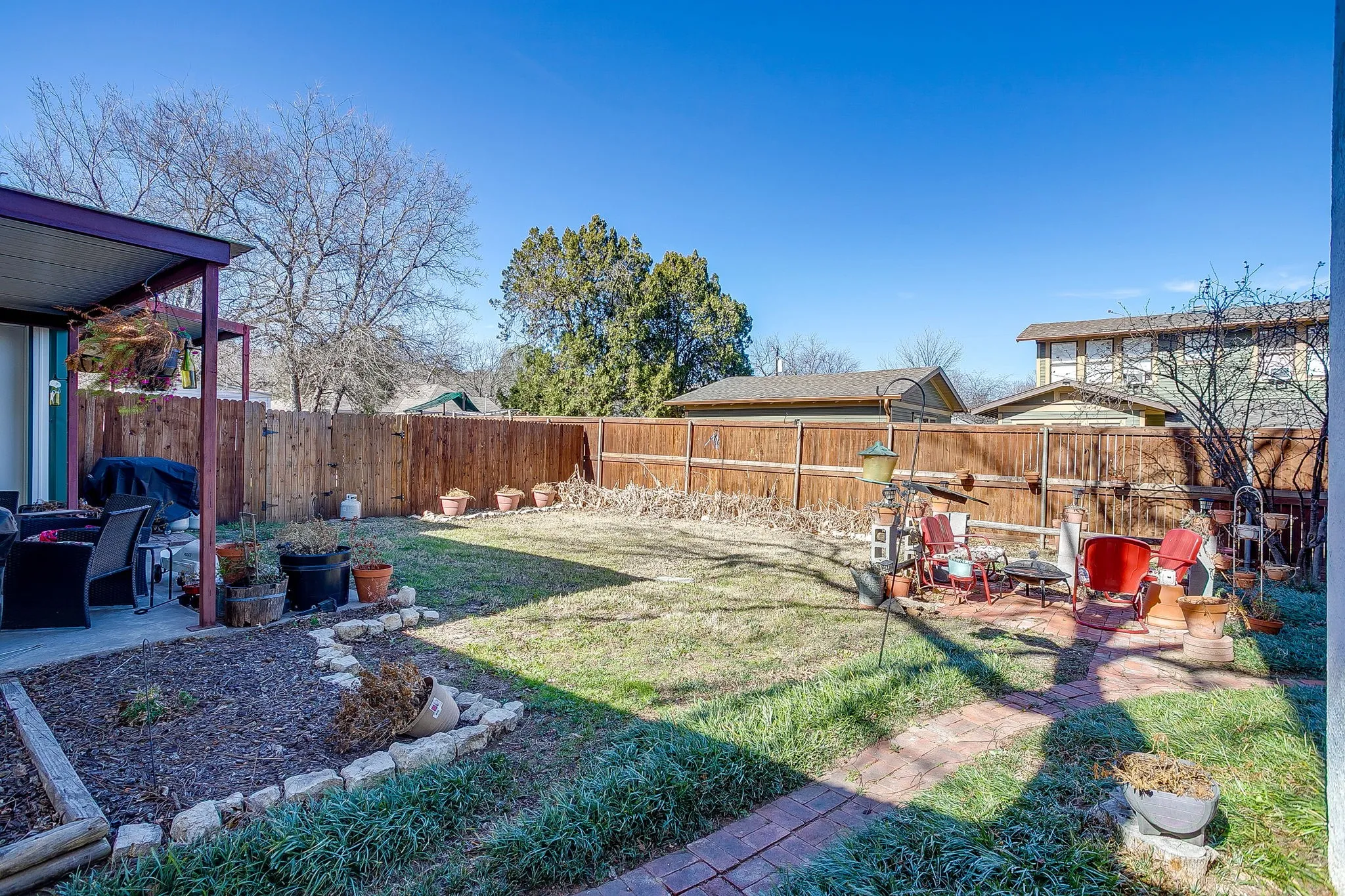 Single Family Residence For Sale in Palo Pinto County , 503 NW 4th Avenue, Mineral Wells, Texas 76067, 4 Bedroom, 4 Bathroom, Garage spaces, 4,056 Sqft, built in 1930, Preowned, Price $699,900, mls#21192976, Real Estate Agent in Mineral Wells, Homes For Sale in Palo Pinto county, Homes For Sale in Mineral Wells, Realtor in Mineral Wells Texas, Real Estate Brokerage Independent Realty Texas, Luminita Cordes Realtor