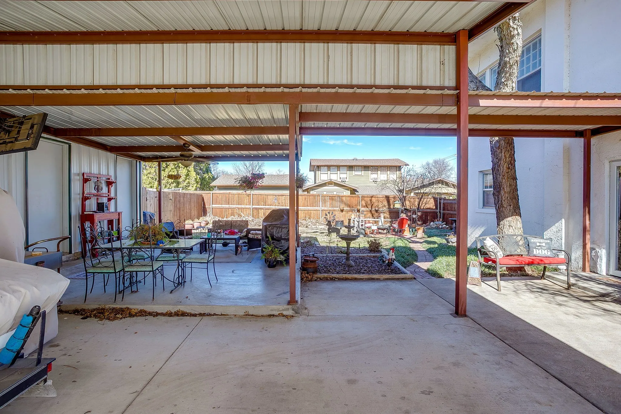 Single Family Residence For Sale in Palo Pinto County , 503 NW 4th Avenue, Mineral Wells, Texas 76067, 4 Bedroom, 4 Bathroom, Garage spaces, 4,056 Sqft, built in 1930, Preowned, Price $699,900, mls#21192976, Real Estate Agent in Mineral Wells, Homes For Sale in Palo Pinto county, Homes For Sale in Mineral Wells, Realtor in Mineral Wells Texas, Real Estate Brokerage Independent Realty Texas, Luminita Cordes Realtor