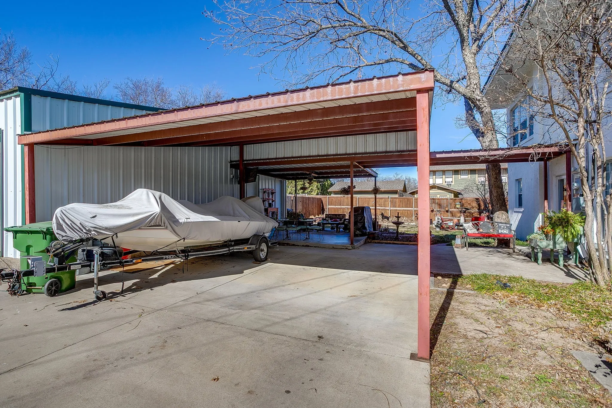 Single Family Residence For Sale in Palo Pinto County , 503 NW 4th Avenue, Mineral Wells, Texas 76067, 4 Bedroom, 4 Bathroom, Garage spaces, 4,056 Sqft, built in 1930, Preowned, Price $699,900, mls#21192976, Real Estate Agent in Mineral Wells, Homes For Sale in Palo Pinto county, Homes For Sale in Mineral Wells, Realtor in Mineral Wells Texas, Real Estate Brokerage Independent Realty Texas, Luminita Cordes Realtor