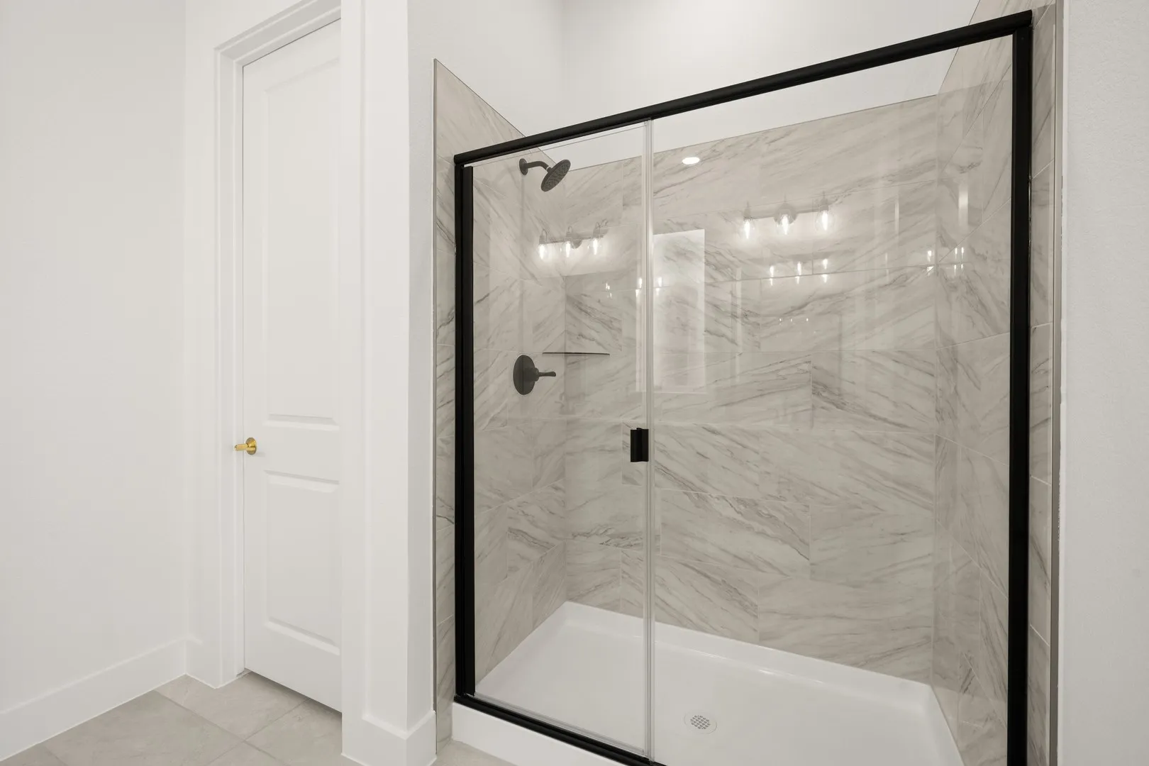 1725 Nesting Robin- Primary Suite-4838