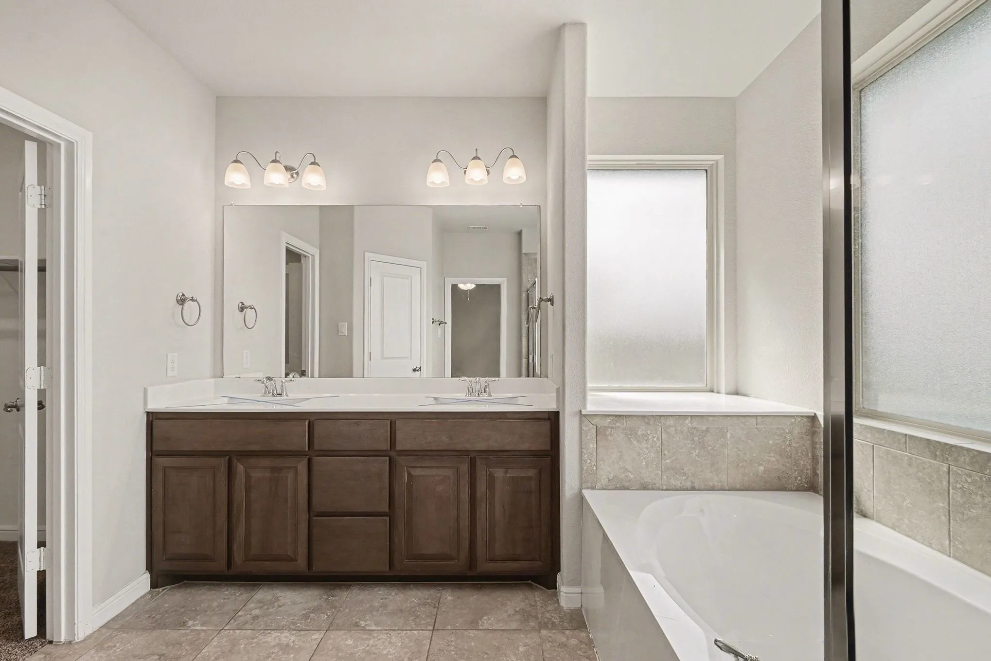 Single Family Residence For Sale in Denton County , 905 Falcon Road, Argyle, Texas 76226, 4 Bedroom, 2 Bathroom, 2 Garage spaces, 1,813 Sqft, built in 2018, mls#21192313, Real Estate Agent in Argyle, Homes For Sale in Denton county, Homes For Sale in Argyle, Realtor in Argyle Texas, Real Estate Brokerage Independent Realty Texas, Luminita Cordes Realtor