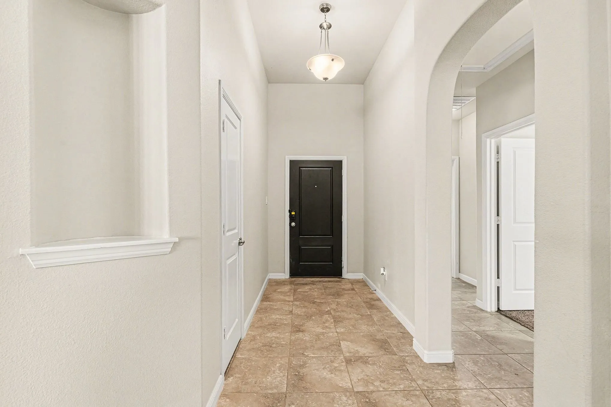 Single Family Residence For Sale in Denton County , 905 Falcon Road, Argyle, Texas 76226, 4 Bedroom, 2 Bathroom, 2 Garage spaces, 1,813 Sqft, built in 2018, mls#21192313, Real Estate Agent in Argyle, Homes For Sale in Denton county, Homes For Sale in Argyle, Realtor in Argyle Texas, Real Estate Brokerage Independent Realty Texas, Luminita Cordes Realtor