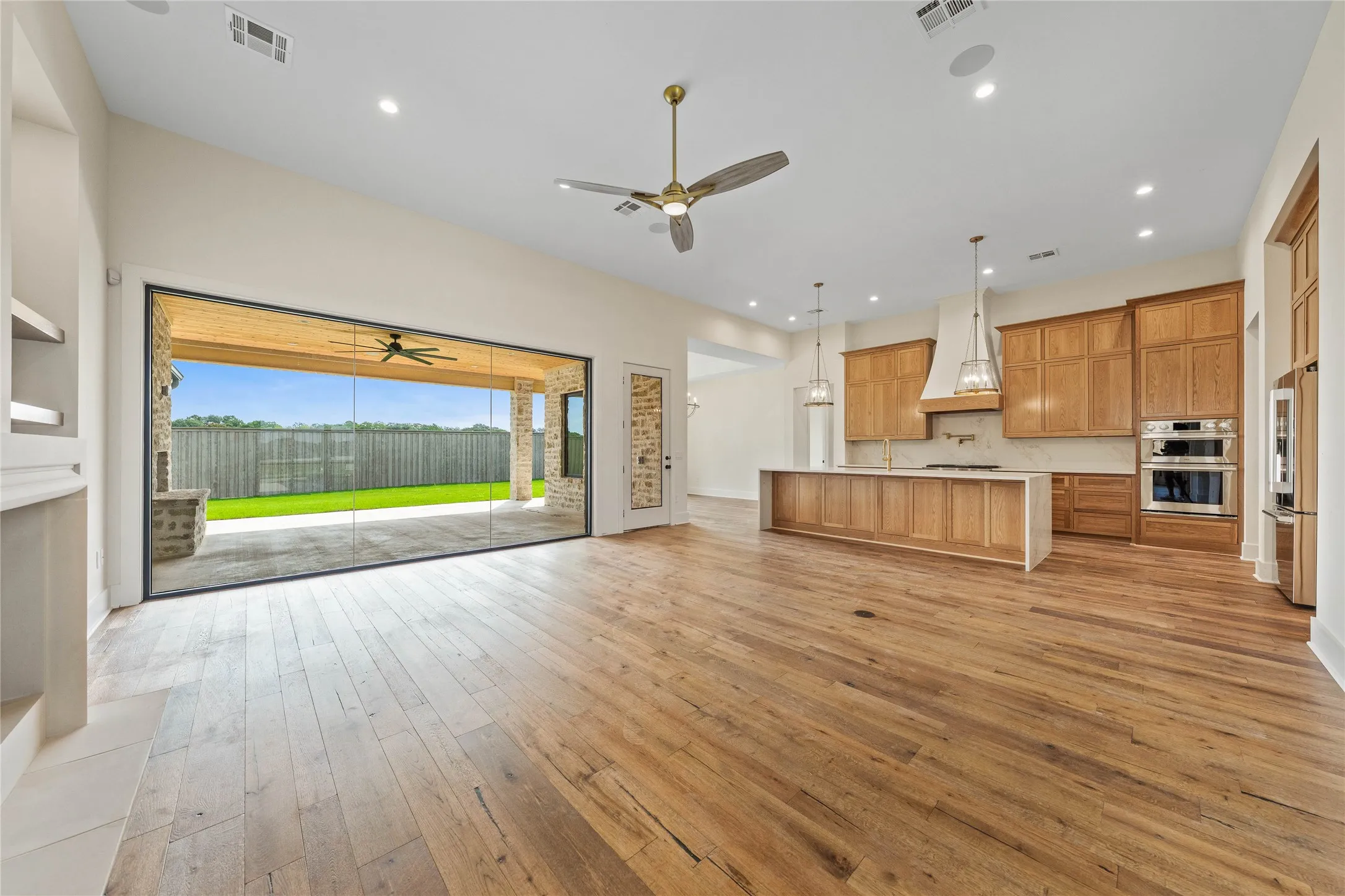 Single Family Residence For Sale in Mc Lennan County , 38 Pinehurst Drive, Woodway, Texas 76712, 5 Bedrooms, 4 Bathrooms, 3 Garage spaces, 3,076 Sqft, built in 2026, Price $1,250,000, mls#21193374, Real Estate Agent in Woodway, Homes For Sale in Mc Lennan county, Homes For Sale in Woodway, Realtor in Woodway Texas, Real Estate Brokerage Independent Realty Texas, Luminita Cordes Realtor
