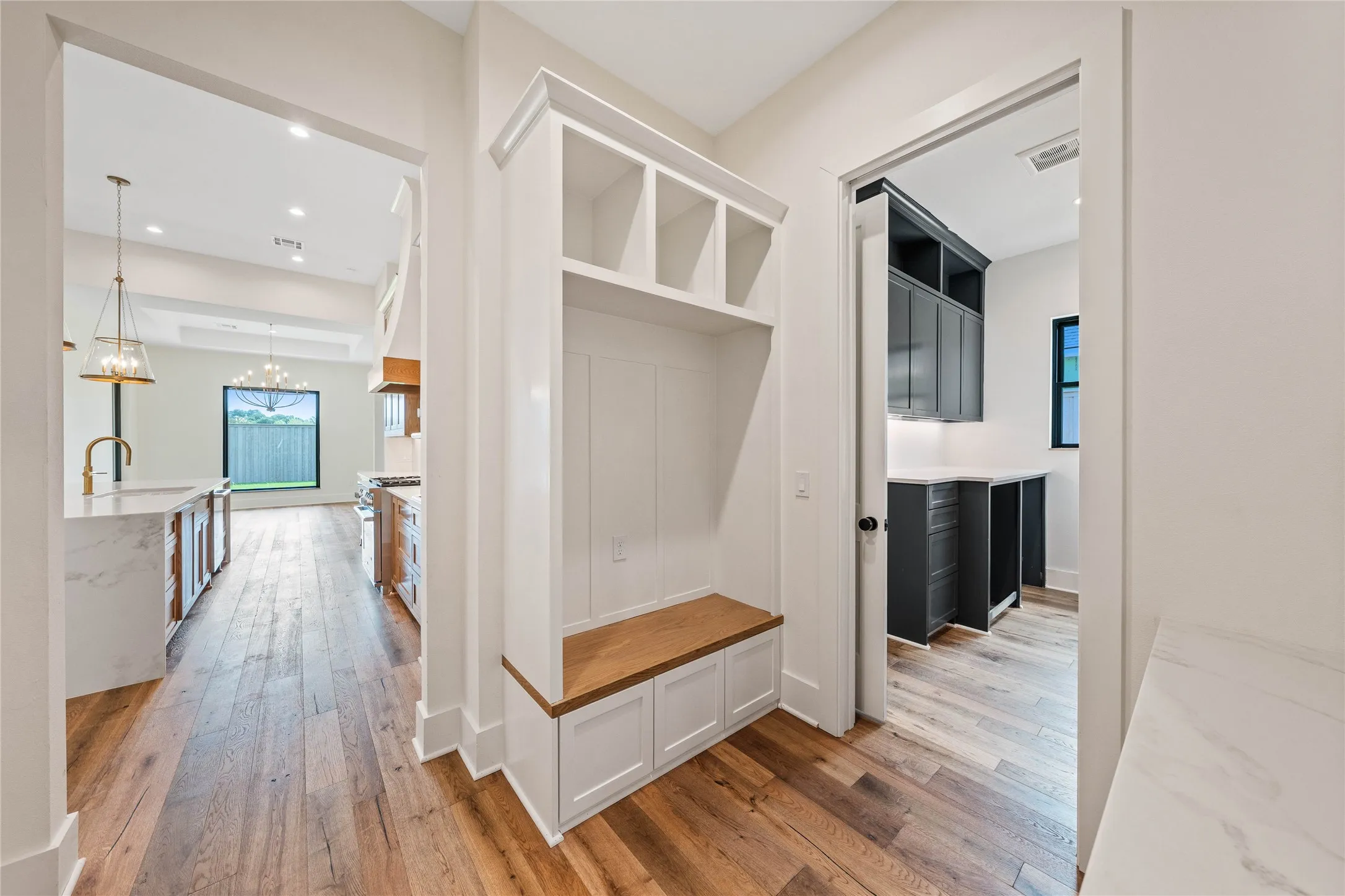 Single Family Residence For Sale in Mc Lennan County , 38 Pinehurst Drive, Woodway, Texas 76712, 5 Bedrooms, 4 Bathrooms, 3 Garage spaces, 3,076 Sqft, built in 2026, Price $1,250,000, mls#21193374, Real Estate Agent in Woodway, Homes For Sale in Mc Lennan county, Homes For Sale in Woodway, Realtor in Woodway Texas, Real Estate Brokerage Independent Realty Texas, Luminita Cordes Realtor