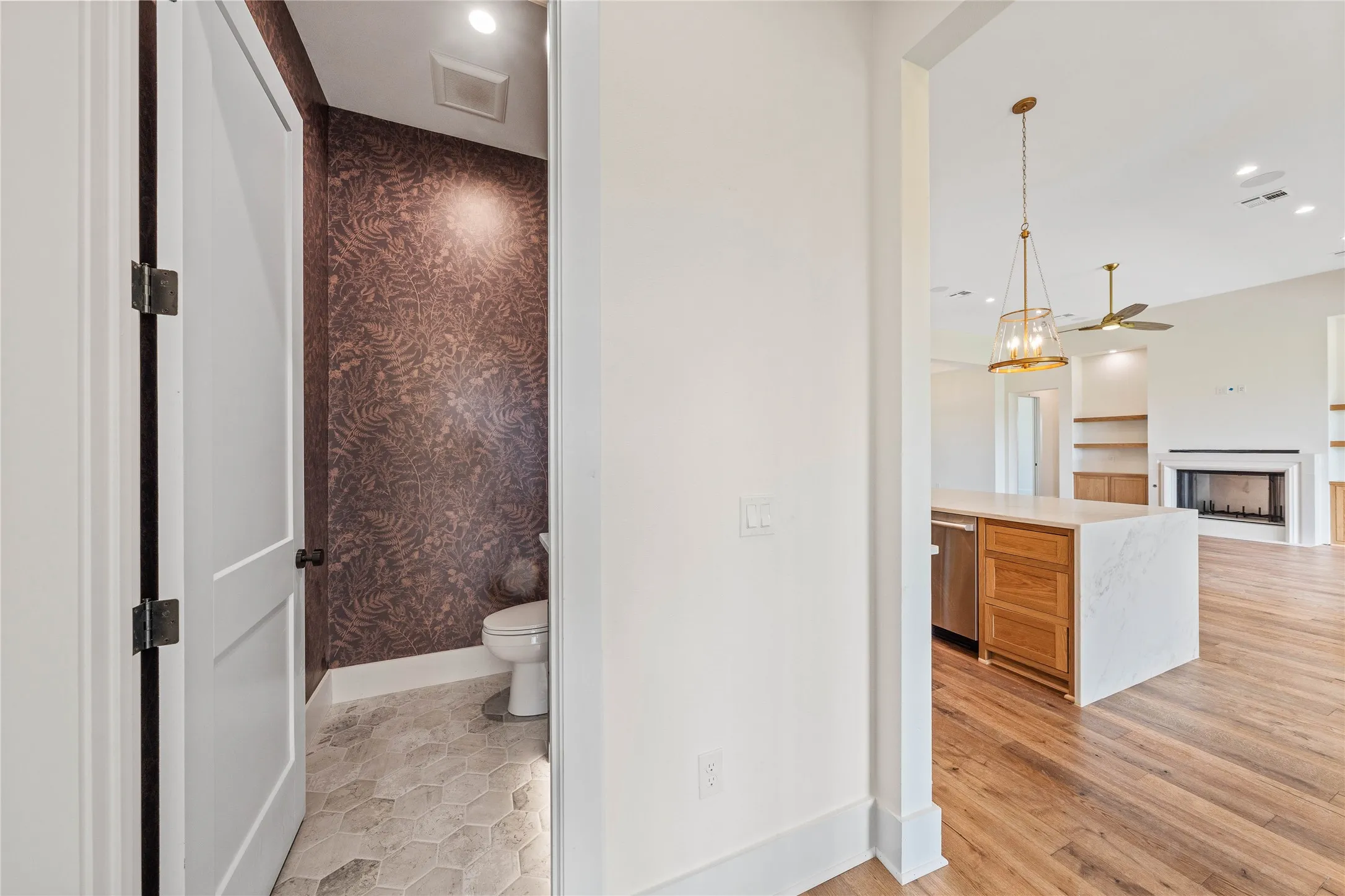 Single Family Residence For Sale in Mc Lennan County , 38 Pinehurst Drive, Woodway, Texas 76712, 5 Bedrooms, 4 Bathrooms, 3 Garage spaces, 3,076 Sqft, built in 2026, Price $1,250,000, mls#21193374, Real Estate Agent in Woodway, Homes For Sale in Mc Lennan county, Homes For Sale in Woodway, Realtor in Woodway Texas, Real Estate Brokerage Independent Realty Texas, Luminita Cordes Realtor