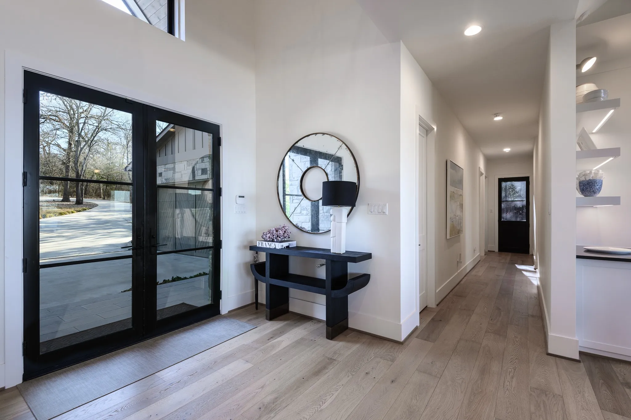 Single Family Residence For Sale in Kaufman County , 211 Deer Valley, Mabank, Texas 75147, 4 Bedroom, 6 Bathroom, 2 Garage spaces, 4,524 Sqft, built in 2020, Preowned, mls#21159546, Real Estate Agent in Mabank, Homes For Sale in Kaufman county, Homes For Sale in Mabank, Realtor in Mabank Texas, Real Estate Brokerage Independent Realty Texas, Luminita Cordes Realtor