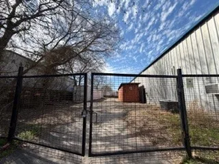 Warehouse For Rent in Tarrant County , 2101 Delante Street, Haltom City, Texas 76117, 0, 0, Garage spaces, 0 Sqft, built in 1982, Preowned, Price $3,400, mls#21177067, Real Estate Agent in Haltom City, Homes For Rent in Tarrant county, Homes For Rent in Haltom City, Realtor in Haltom City Texas, Real Estate Brokerage Independent Realty Texas, Luminita Cordes Realtor