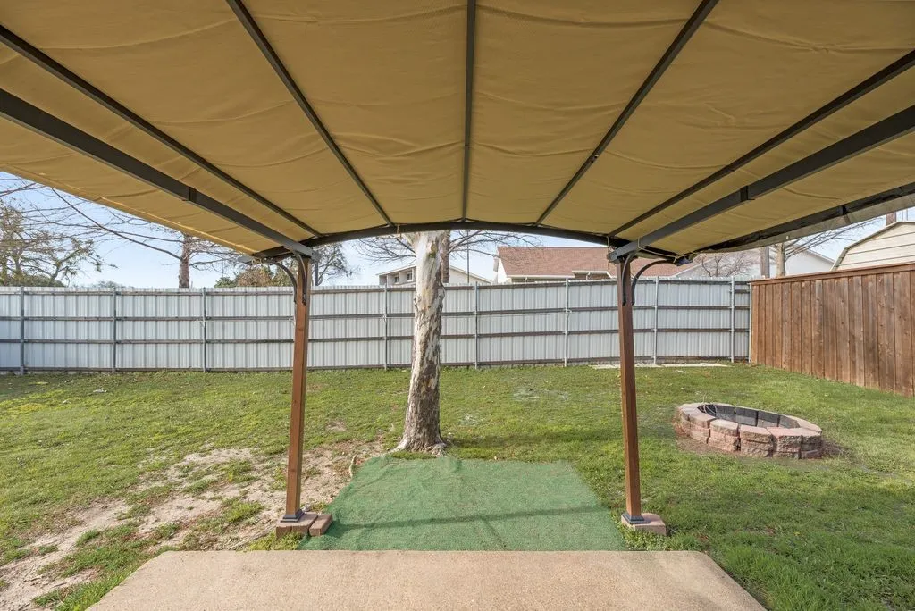 Single Family Residence For Sale in Rockwall County , 313 Winter Park, Rockwall, Texas 75032, 3 Bedroom, 2 Bathroom, 2 Garage spaces, 1,409 Sqft, built in 1996, mls#21192928, Real Estate Agent in Rockwall, Homes For Sale in Rockwall county, Homes For Sale in Rockwall, Realtor in Rockwall Texas, Real Estate Brokerage Independent Realty Texas, Luminita Cordes Realtor