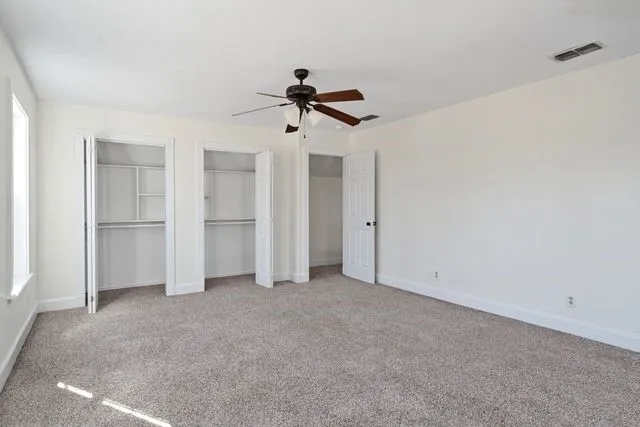 US BR 1 closets to hall