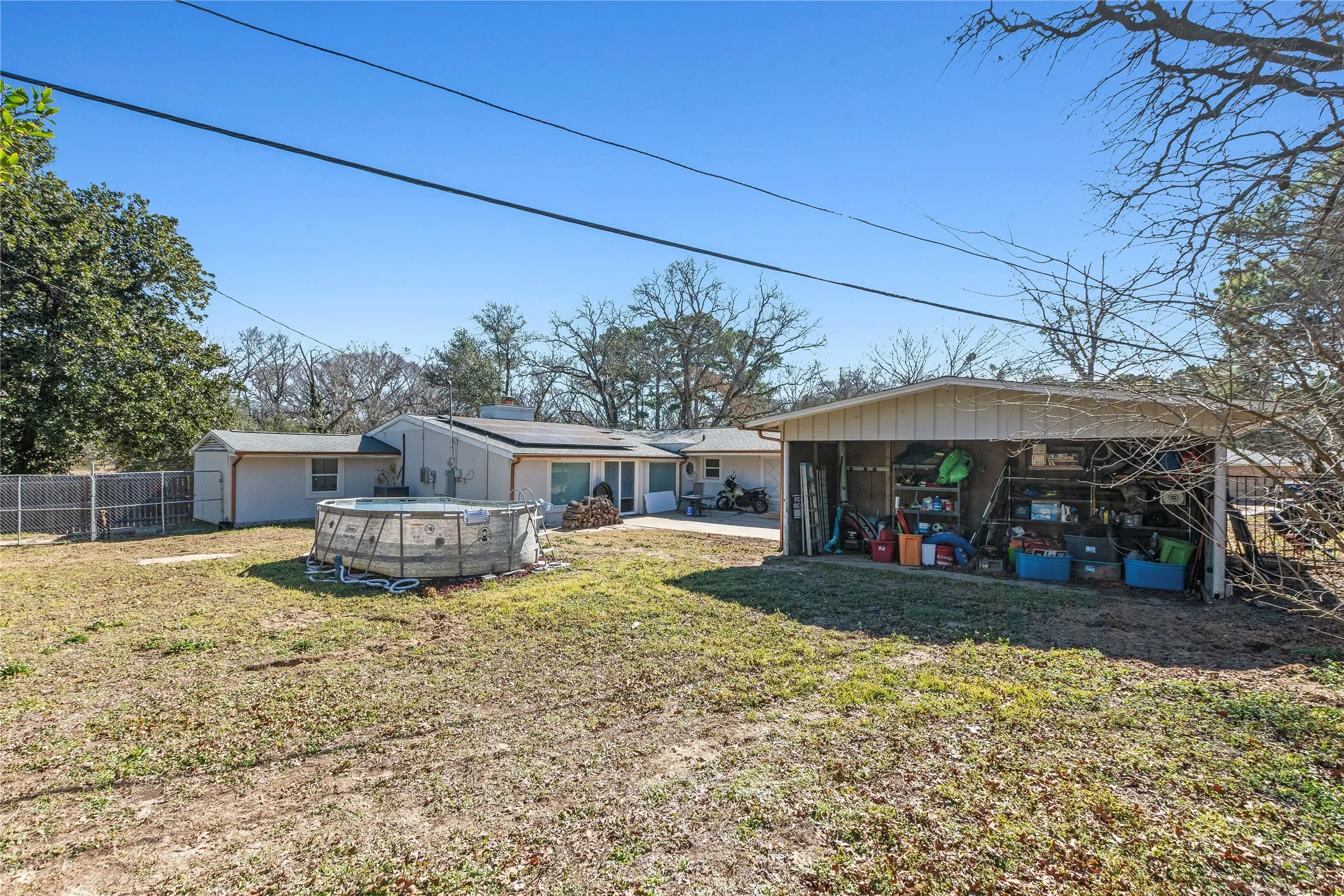 Single Family Residence For Sale in Henderson County , 400 W Cayuga Drive, Athens, Texas 75751, 4 Bedroom, 3 Bathroom, Garage spaces, 2,980 Sqft, built in 1954, mls#21185063, Real Estate Agent in Athens, Homes For Sale in Henderson county, Homes For Sale in Athens, Realtor in Athens Texas, Real Estate Brokerage Independent Realty Texas, Luminita Cordes Realtor