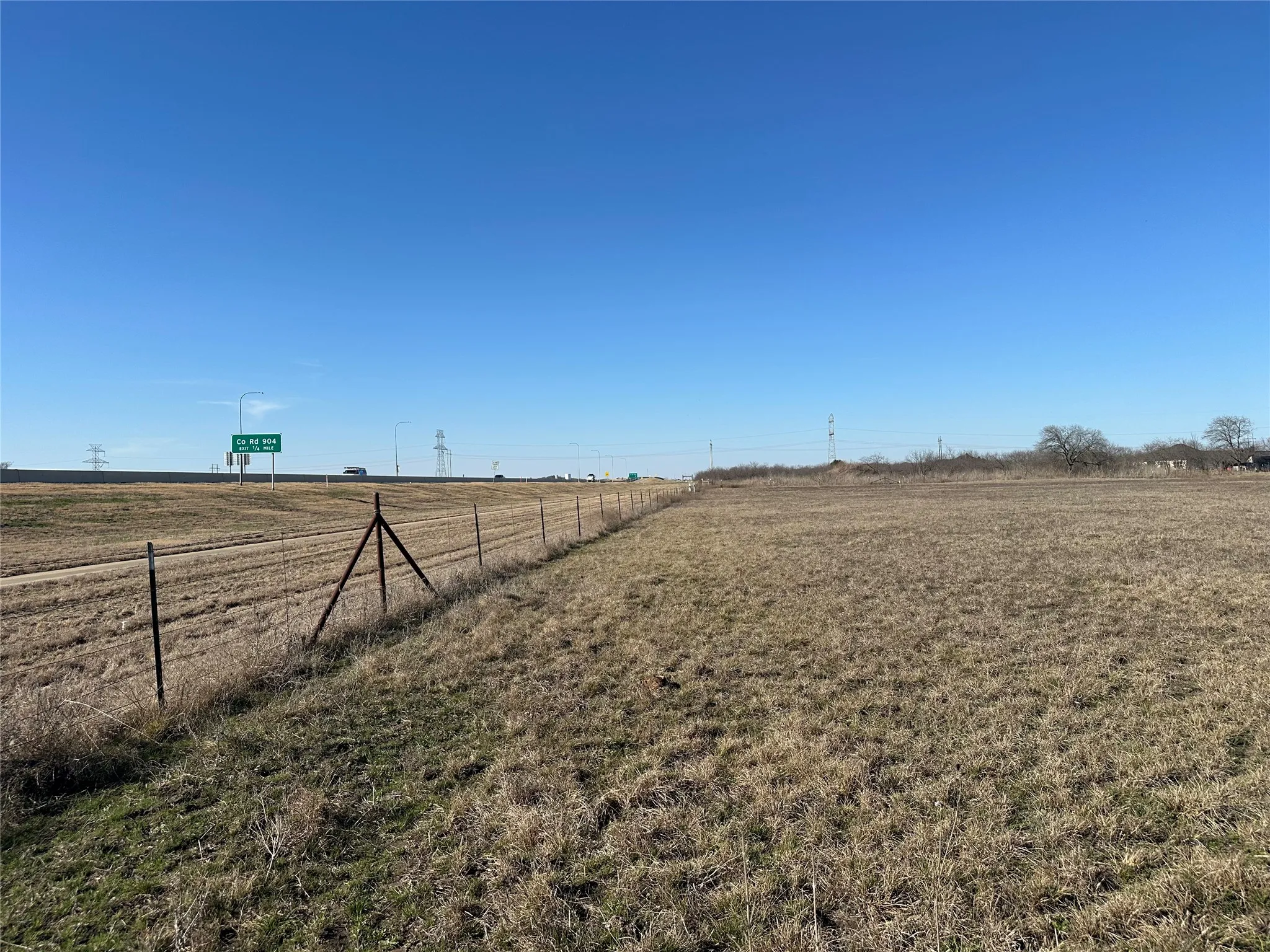 Chisholm Trail frontage