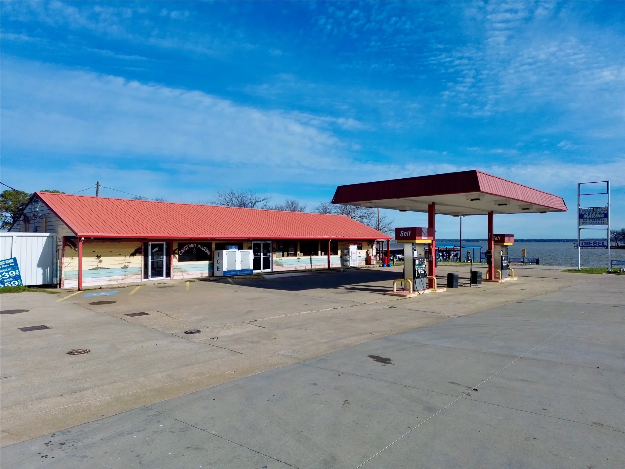 Retail For Sale in Henderson County , 1106 E Cedar Creek Parkway, Seven Points, Texas 75143, 0, 0, Garage spaces, 0 Sqft, built in 1965, Preowned, Price $4,750,000, mls#21193525, Real Estate Agent in Seven Points, Homes For Sale in Henderson county, Homes For Sale in Seven Points, Realtor in Seven Points Texas, Real Estate Brokerage Independent Realty Texas, Luminita Cordes Realtor