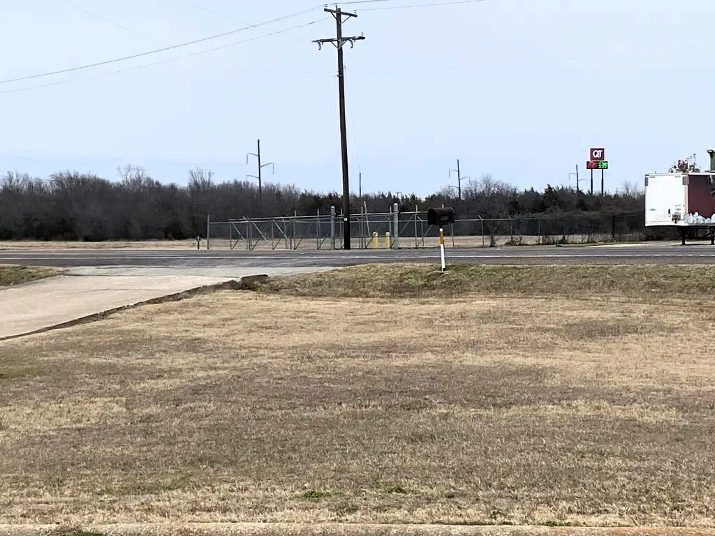 Industrial For Sale in Navarro County , 2400 S Business 45, Corsicana, Texas 75110, 0, 0, Garage spaces, 0 Sqft, built in 1982, Preowned, Price $1,790,000, mls#21193530, Real Estate Agent in Corsicana, Homes For Sale in Navarro county, Homes For Sale in Corsicana, Realtor in Corsicana Texas, Real Estate Brokerage Independent Realty Texas, Luminita Cordes Realtor