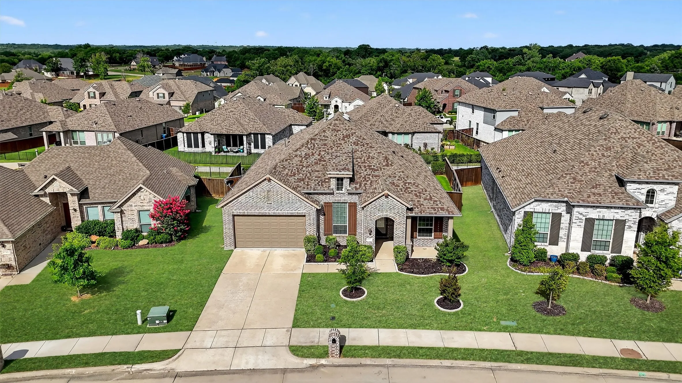 Single Family Residence For Sale in Grayson County , 3717 Fawn Meadow Trail, Denison, Texas 75020, 4 Bedroom, 3 Bathroom, 2 Garage spaces, 2,464 Sqft, built in 2019, Preowned, mls#21192768, Real Estate Agent in Denison, Homes For Sale in Grayson county, Homes For Sale in Denison, Realtor in Denison Texas, Real Estate Brokerage Independent Realty Texas, Luminita Cordes Realtor