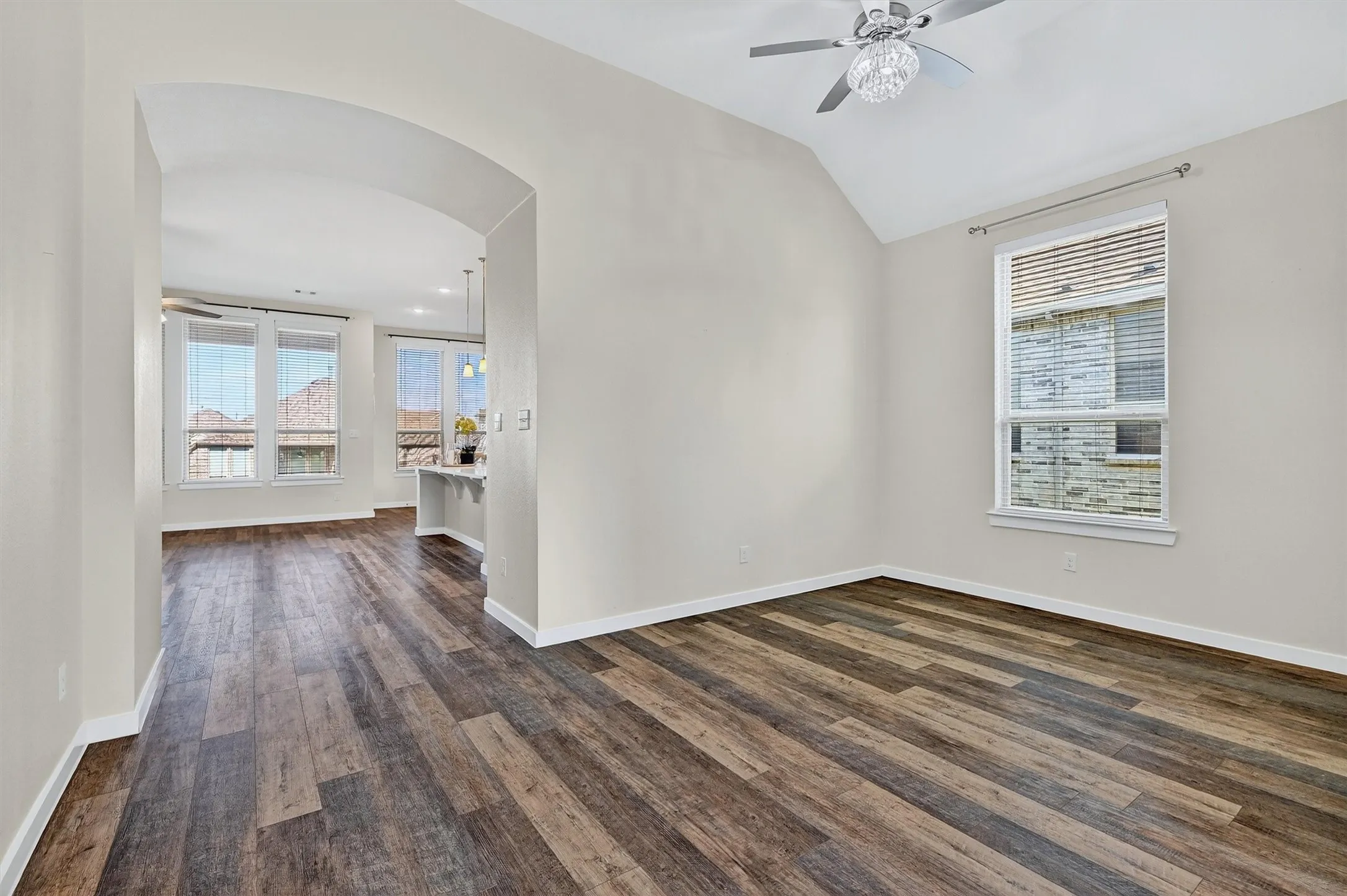Single Family Residence For Sale in Grayson County , 3717 Fawn Meadow Trail, Denison, Texas 75020, 4 Bedroom, 3 Bathroom, 2 Garage spaces, 2,464 Sqft, built in 2019, Preowned, mls#21192768, Real Estate Agent in Denison, Homes For Sale in Grayson county, Homes For Sale in Denison, Realtor in Denison Texas, Real Estate Brokerage Independent Realty Texas, Luminita Cordes Realtor