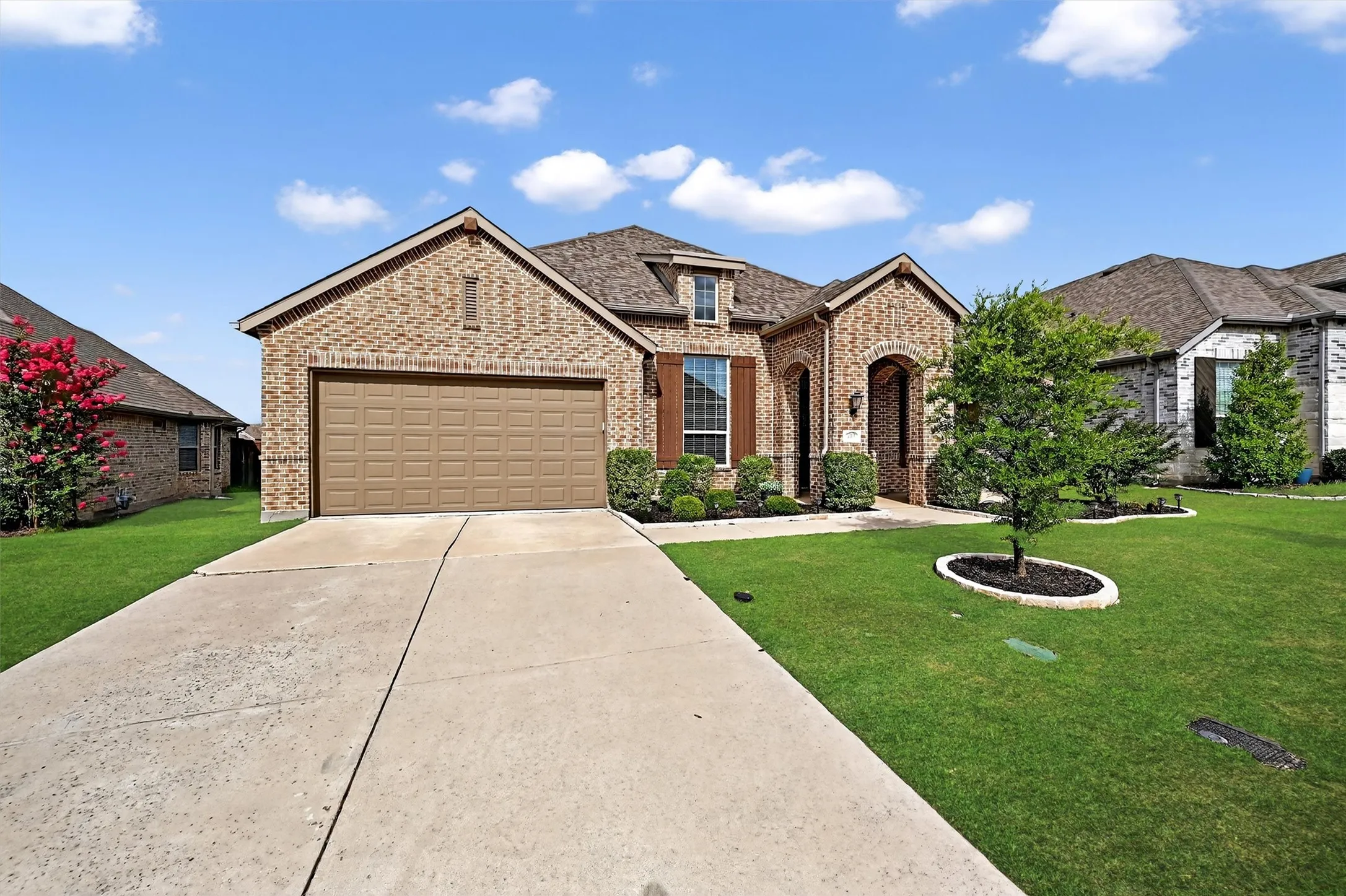 Single Family Residence For Sale in Grayson County , 3717 Fawn Meadow Trail, Denison, Texas 75020, 4 Bedroom, 3 Bathroom, 2 Garage spaces, 2,464 Sqft, built in 2019, Preowned, mls#21192768, Real Estate Agent in Denison, Homes For Sale in Grayson county, Homes For Sale in Denison, Realtor in Denison Texas, Real Estate Brokerage Independent Realty Texas, Luminita Cordes Realtor