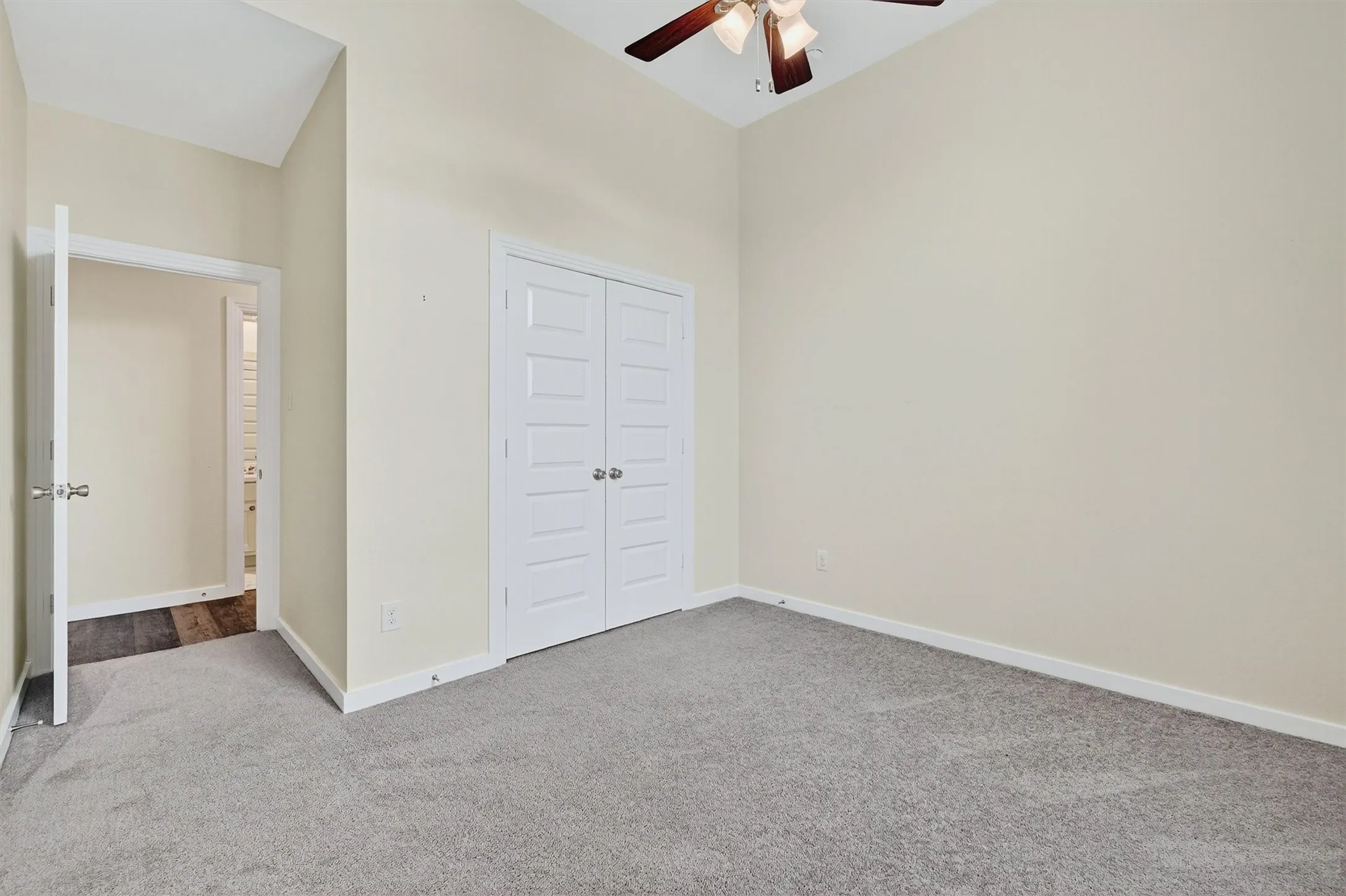 Single Family Residence For Sale in Grayson County , 3717 Fawn Meadow Trail, Denison, Texas 75020, 4 Bedroom, 3 Bathroom, 2 Garage spaces, 2,464 Sqft, built in 2019, Preowned, mls#21192768, Real Estate Agent in Denison, Homes For Sale in Grayson county, Homes For Sale in Denison, Realtor in Denison Texas, Real Estate Brokerage Independent Realty Texas, Luminita Cordes Realtor
