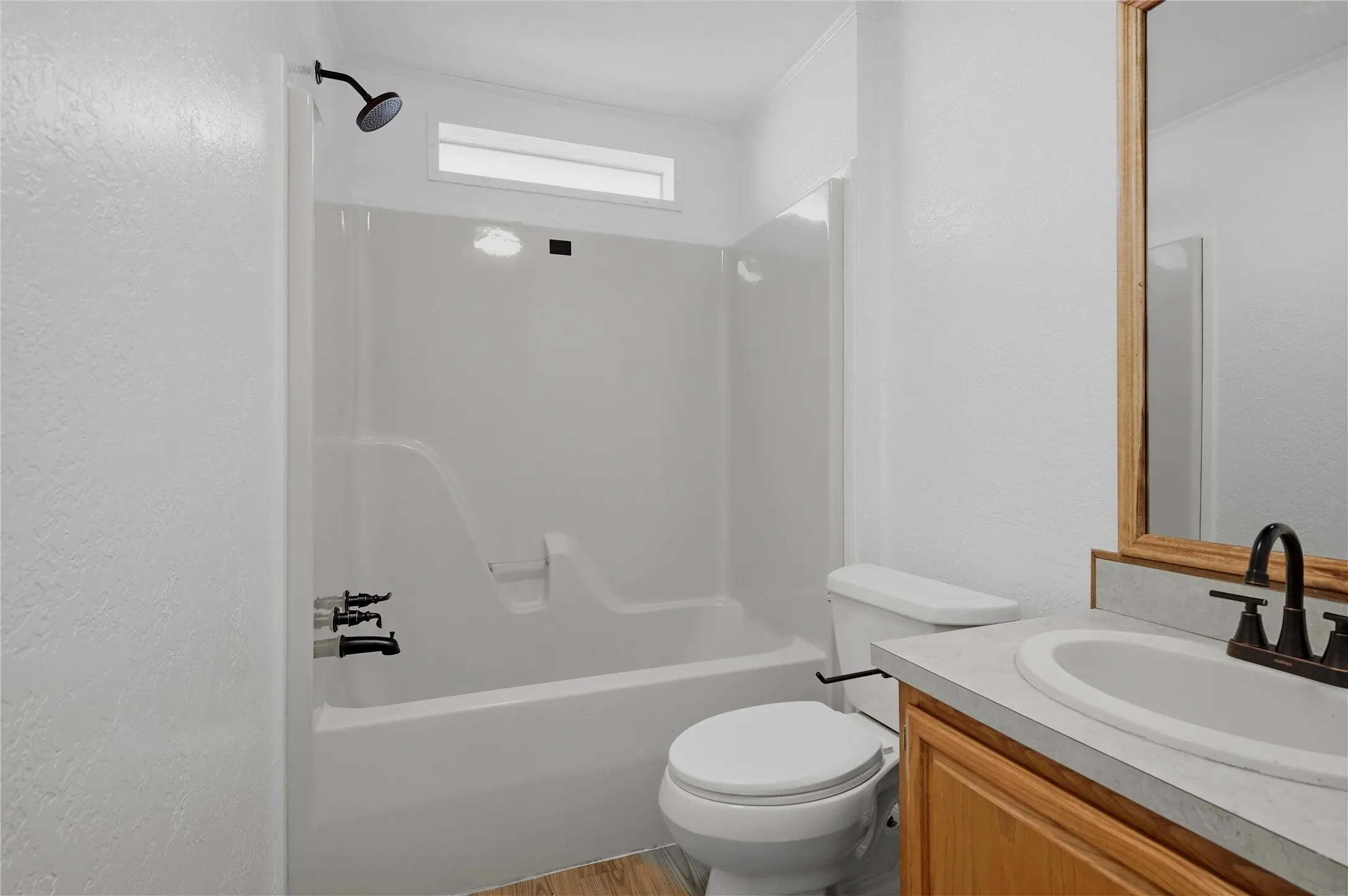 Mobile Home For Sale in Grayson County , 76 Forest Lane, Gordonville, Texas 76245, 3 Bedroom, 2 Bathroom, Garage spaces, 1,680 Sqft, built in 2002, Preowned, mls#21193315, Real Estate Agent in Gordonville, Homes For Sale in Grayson county, Homes For Sale in Gordonville, Realtor in Gordonville Texas, Real Estate Brokerage Independent Realty Texas, Luminita Cordes Realtor