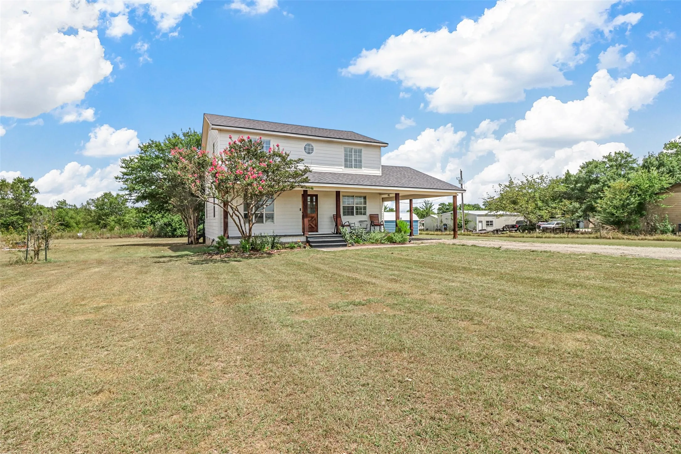 Single Family Residence For Sale in Hunt County , 2781 Fm 36 N, Farmersville, Texas 75442, 3 Bedrooms, 3 Bathrooms, Garage spaces, 1,690 Sqft, built in 1997, Preowned, Price $412,500, mls#21193588, Real Estate Agent in Farmersville, Homes For Sale in Hunt county, Homes For Sale in Farmersville, Realtor in Farmersville Texas, Real Estate Brokerage Independent Realty Texas, Luminita Cordes Realtor