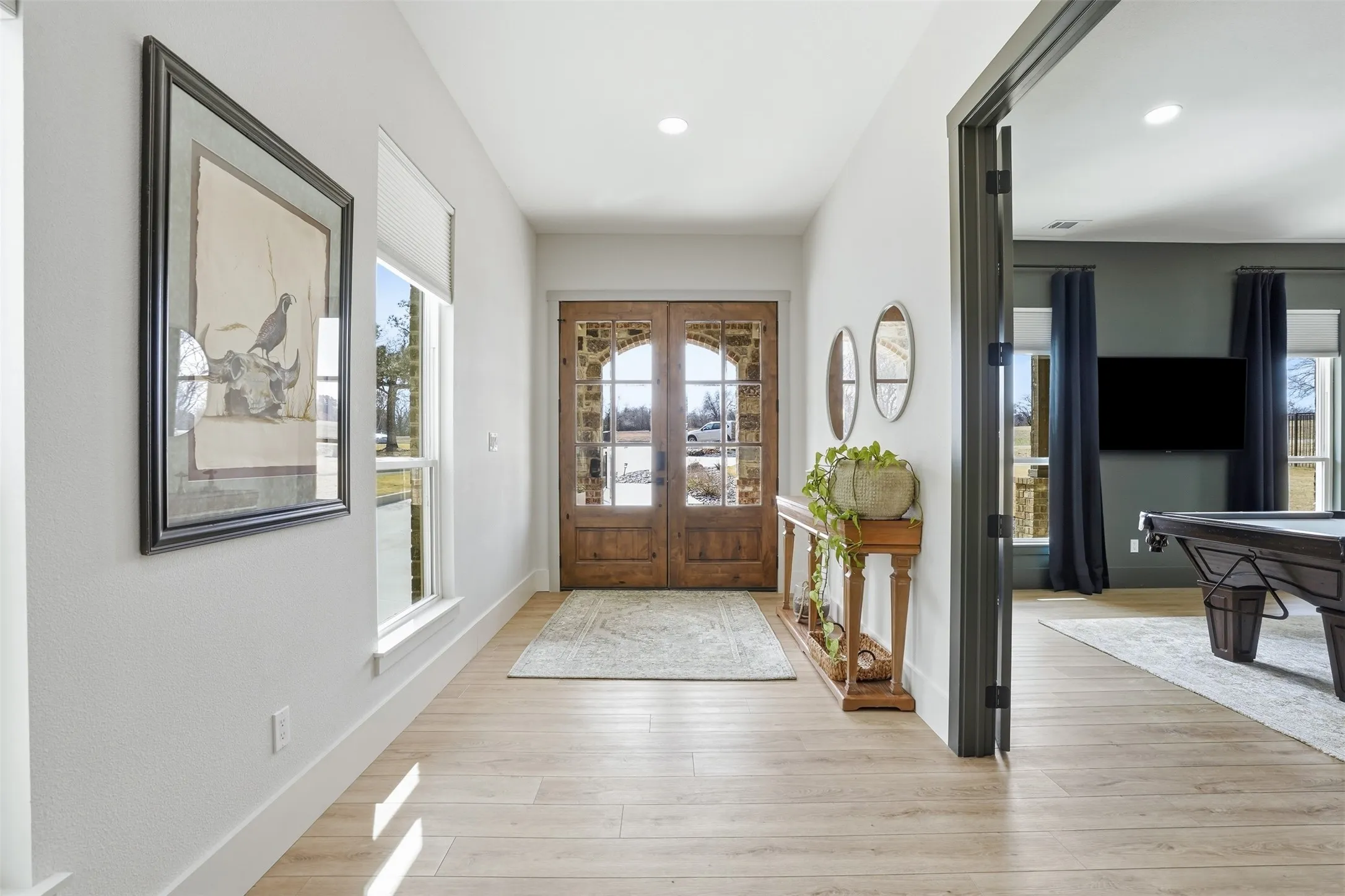 Single Family Residence For Sale in Tarrant County , 11754 North Court, Azle, Texas 76020, 5 Bedroom, 5 Bathroom, 3 Garage spaces, 4,819 Sqft, built in 1995, Preowned, mls#21192035, Real Estate Agent in Azle, Homes For Sale in Tarrant county, Homes For Sale in Azle, Realtor in Azle Texas, Real Estate Brokerage Independent Realty Texas, Luminita Cordes Realtor
