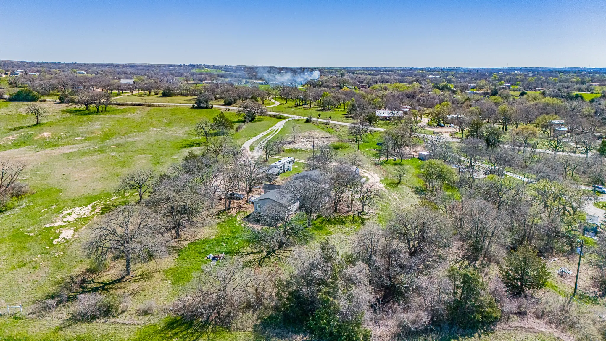 Single Family Residence For Sale in Wise County , 178 County Road 4372, Decatur, Texas 76023, 7 Bedroom, 3 Bathroom, Garage spaces, 3,700 Sqft, built in 1984, mls#21193642, Real Estate Agent in Decatur, Homes For Sale in Wise county, Homes For Sale in Decatur, Realtor in Decatur Texas, Real Estate Brokerage Independent Realty Texas, Luminita Cordes Realtor